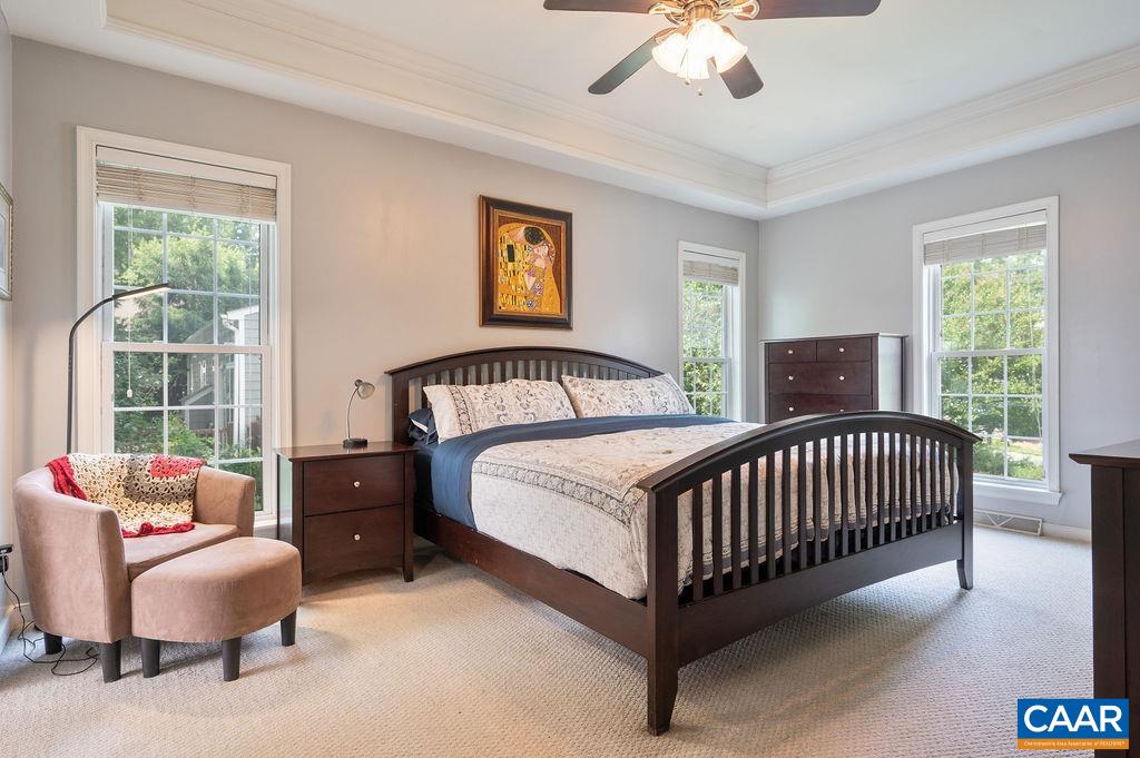 309 LEAPING FOX LN