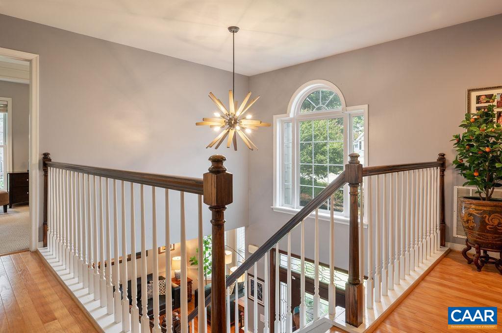 309 LEAPING FOX LN