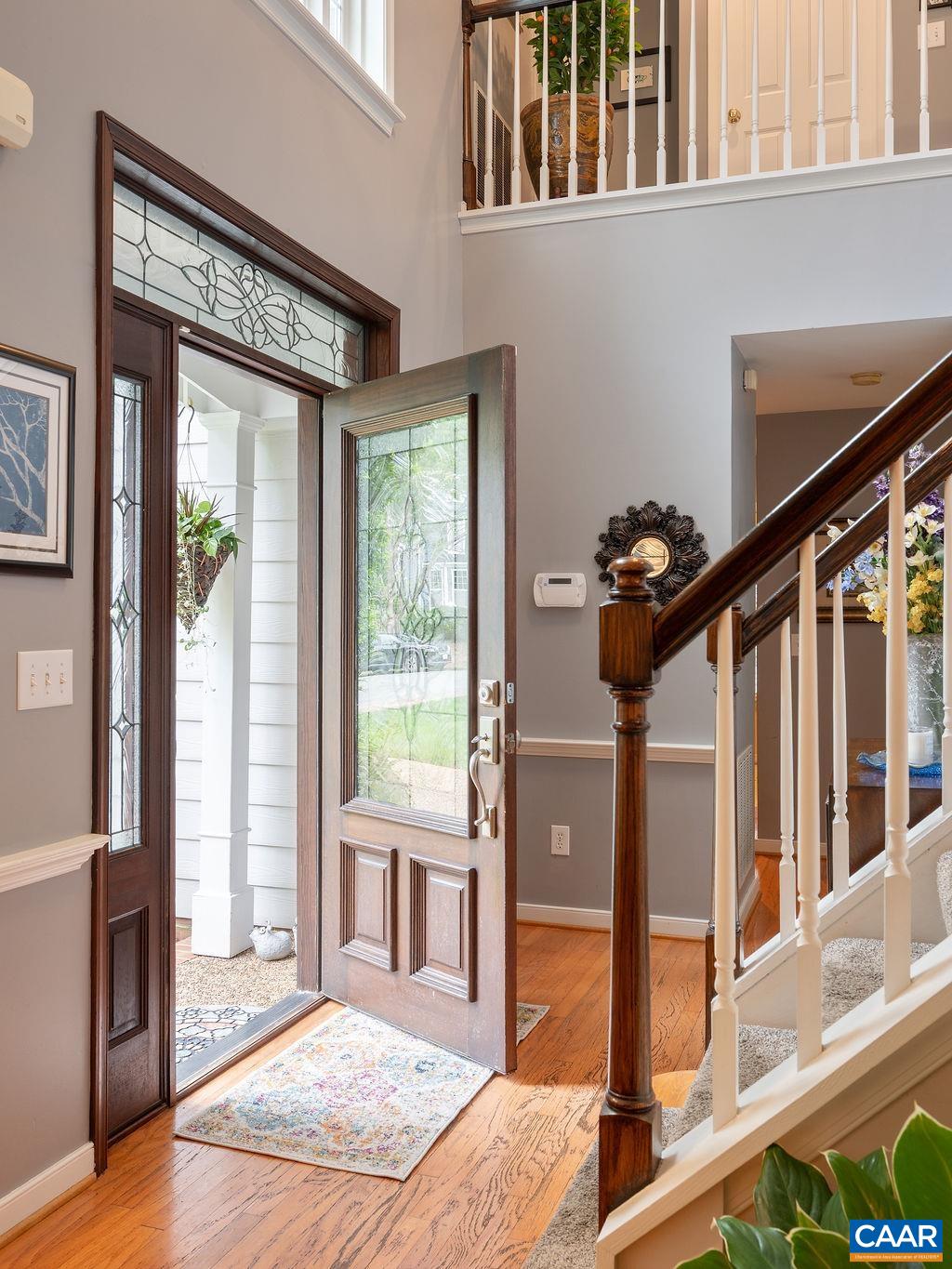 309 LEAPING FOX LN