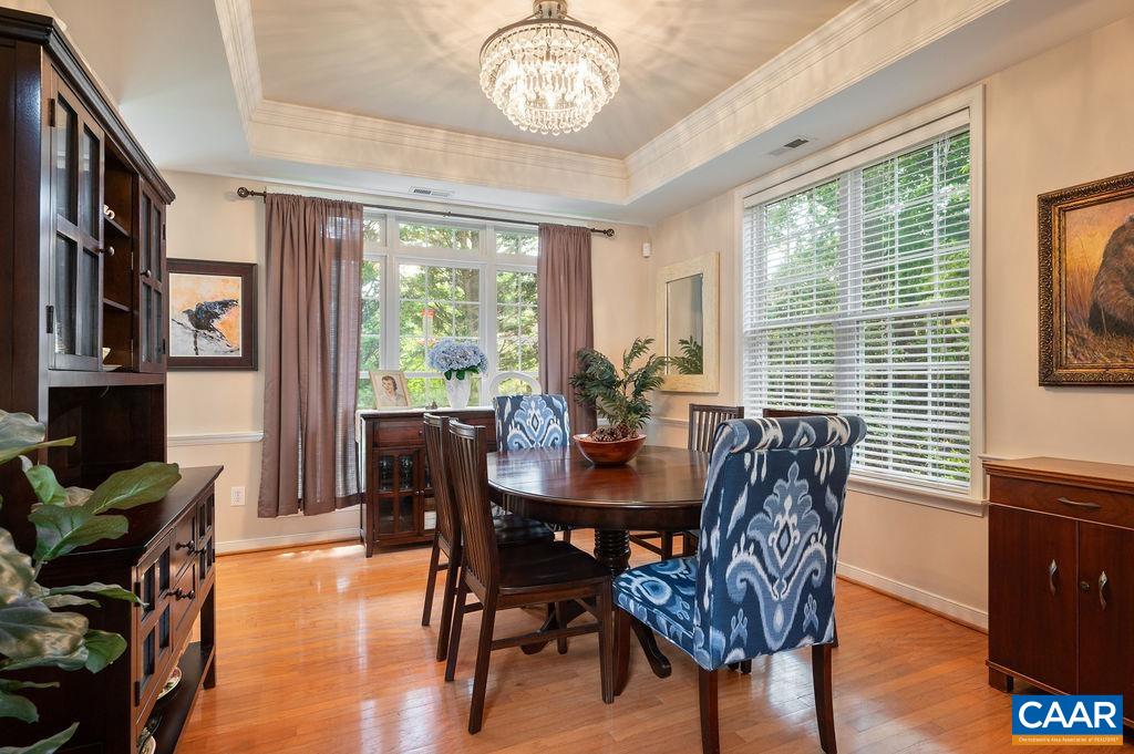 309 LEAPING FOX LN