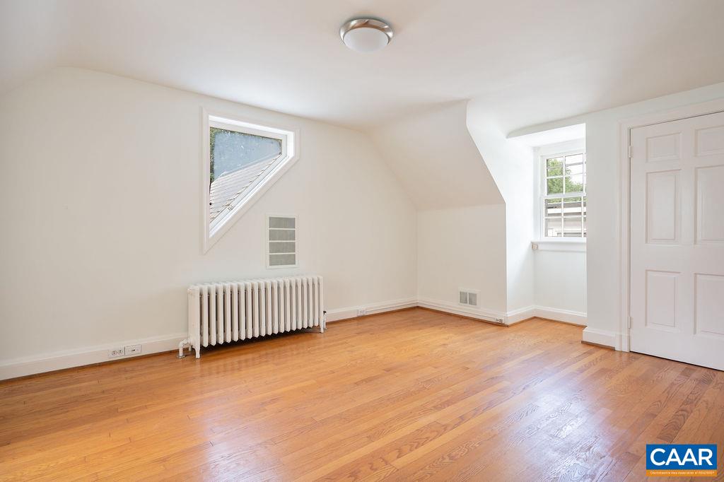 1614 MEADOWBROOK HEIGHTS RD