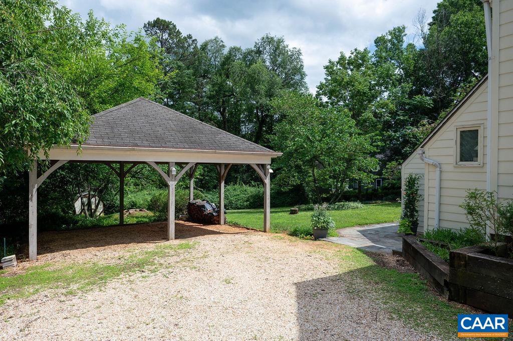 1614 MEADOWBROOK HEIGHTS RD