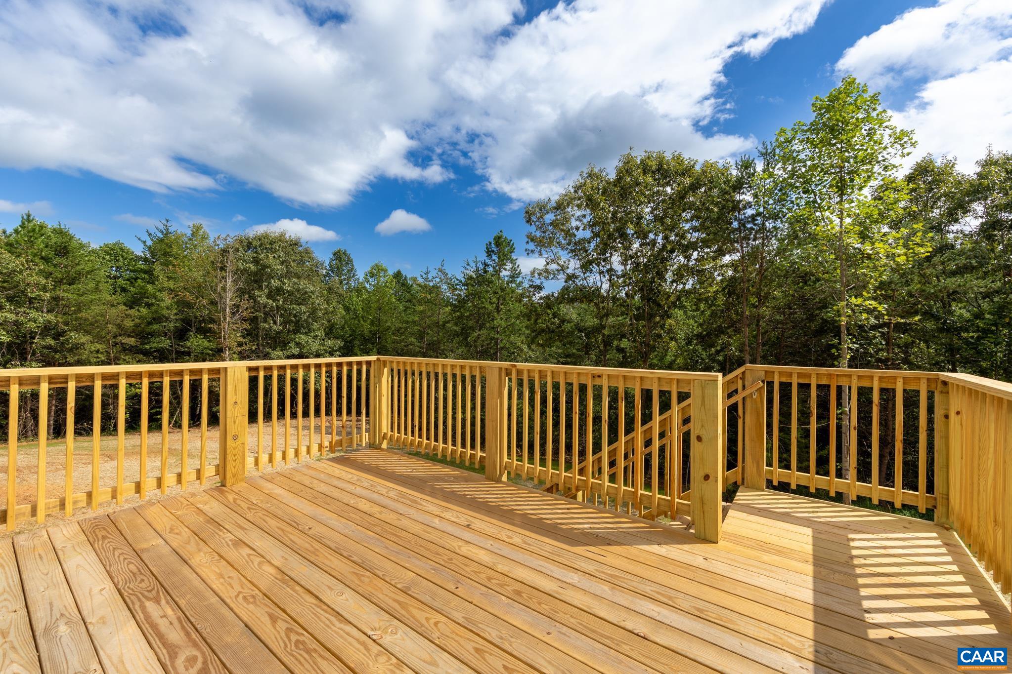 237 PALMER PL