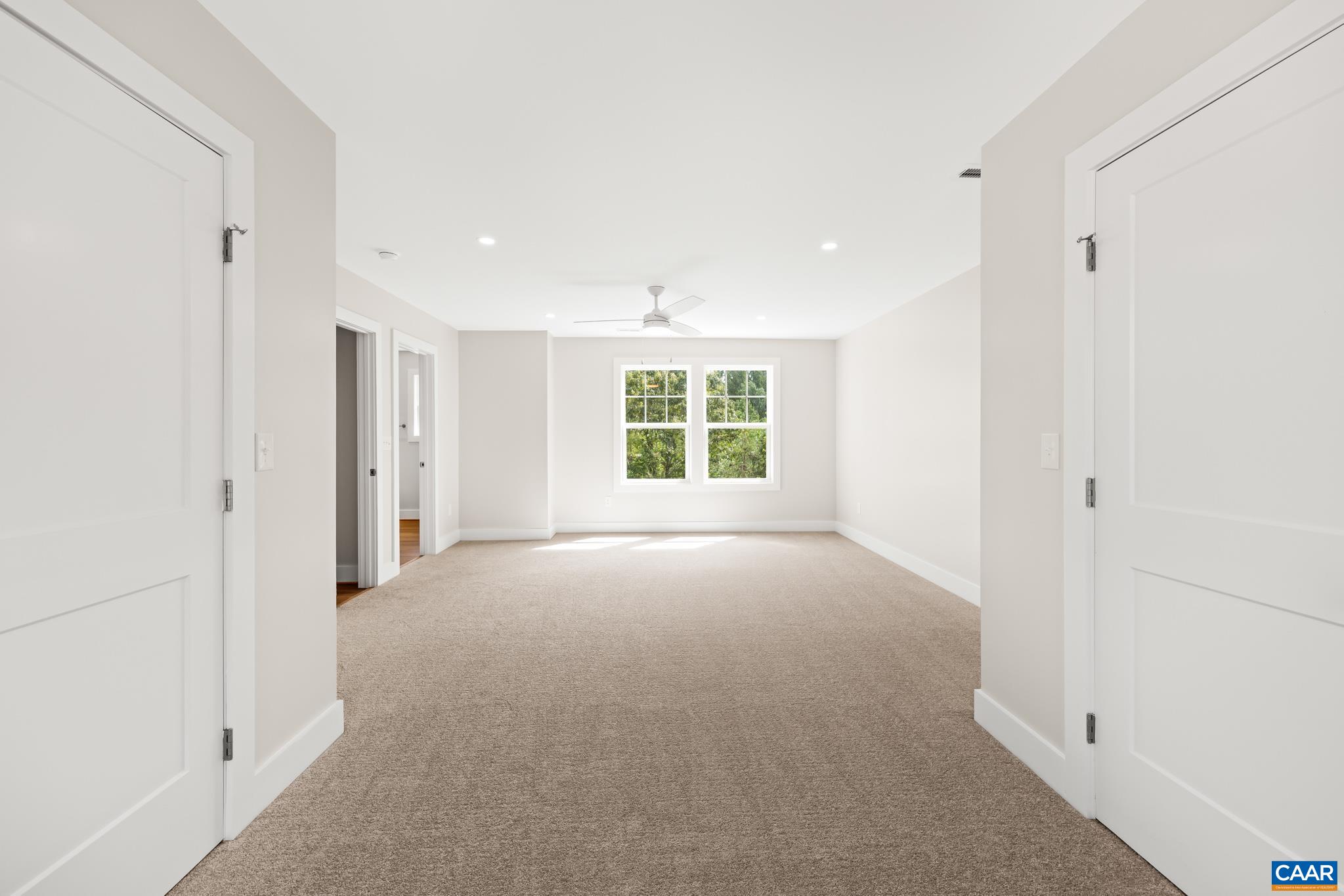 237 PALMER PL