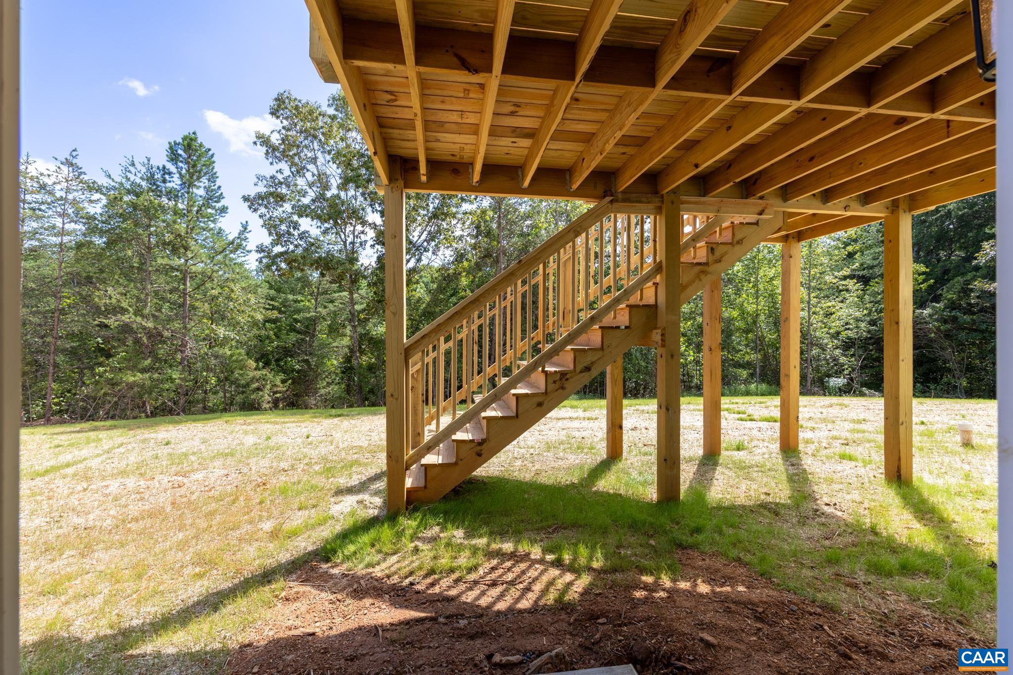 237 PALMER PL