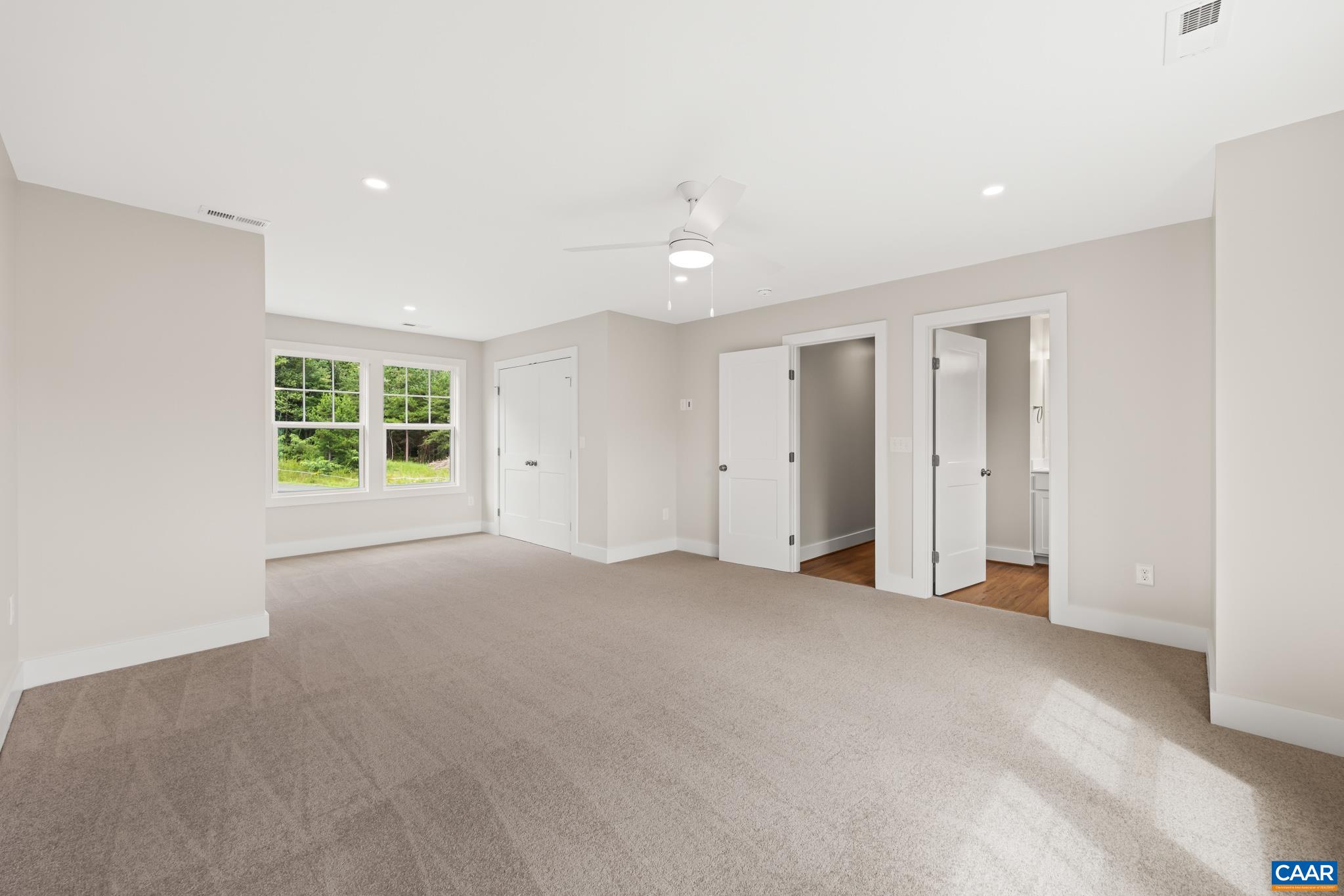 237 PALMER PL