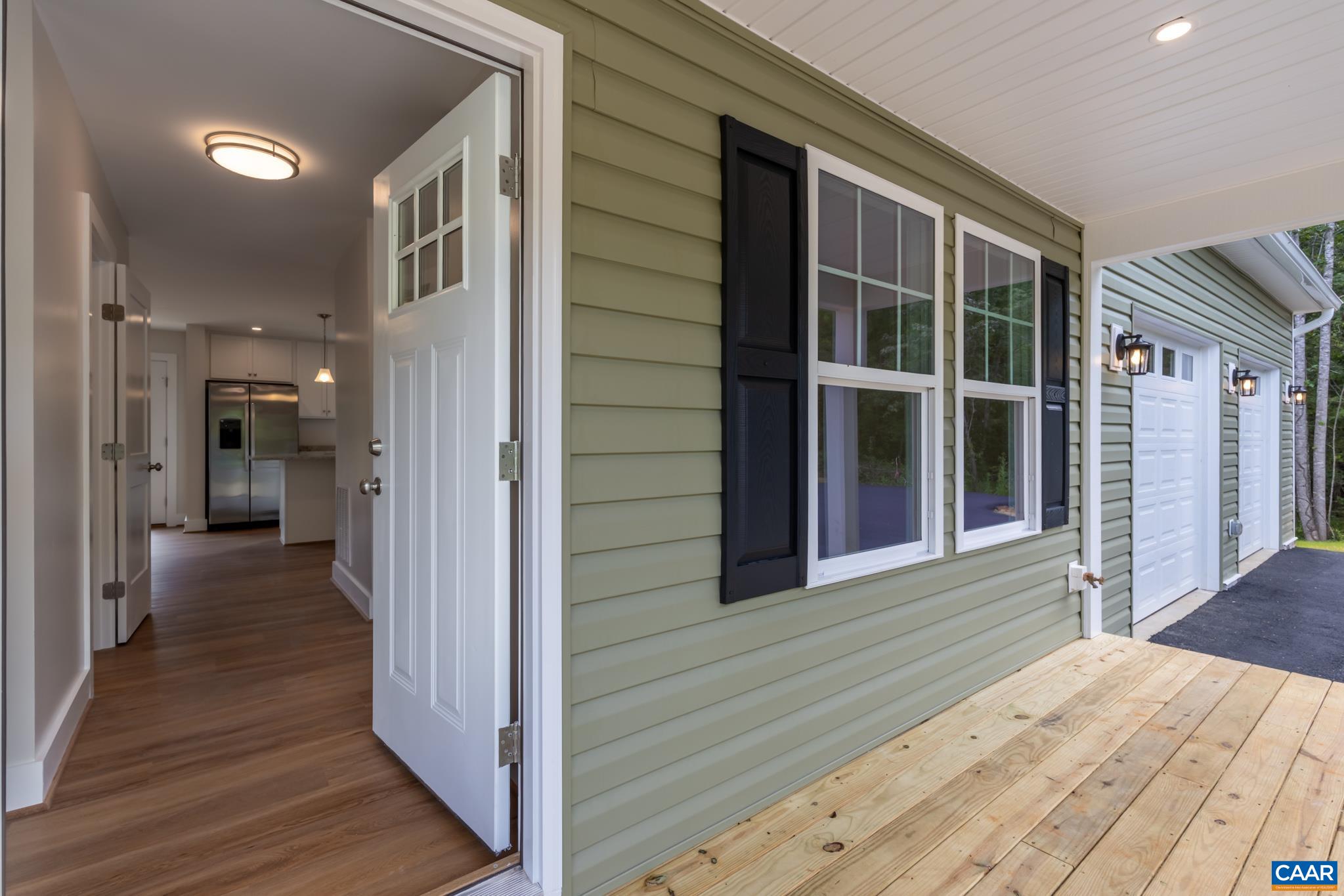 237 PALMER PL