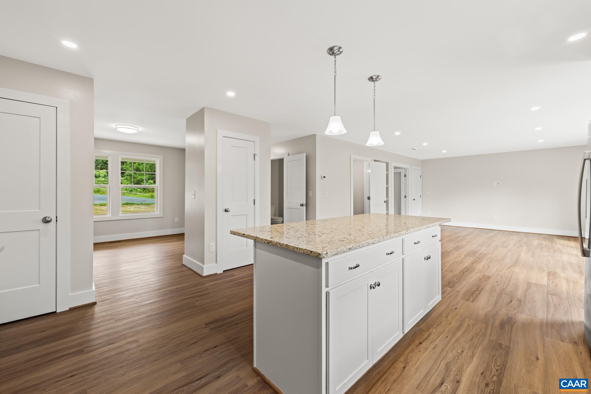 237 PALMER PL
