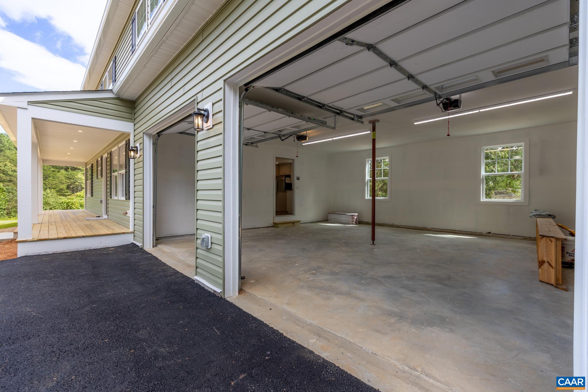 237 PALMER PL