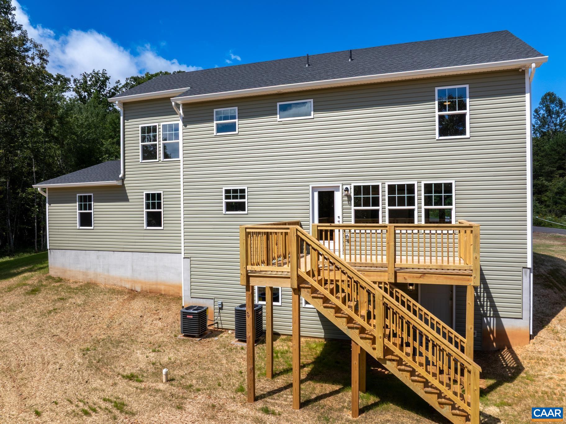 237 PALMER PL