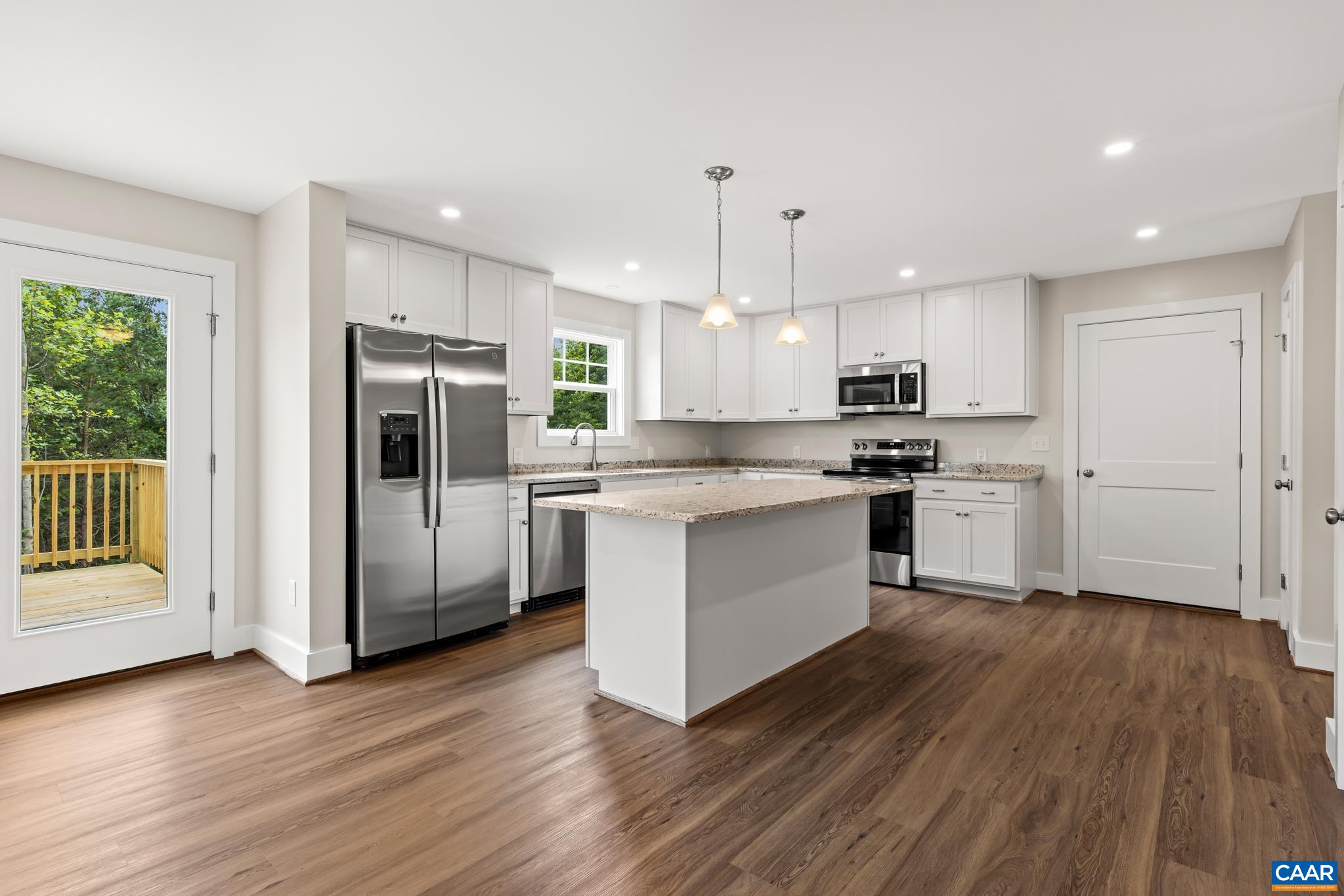237 PALMER PL