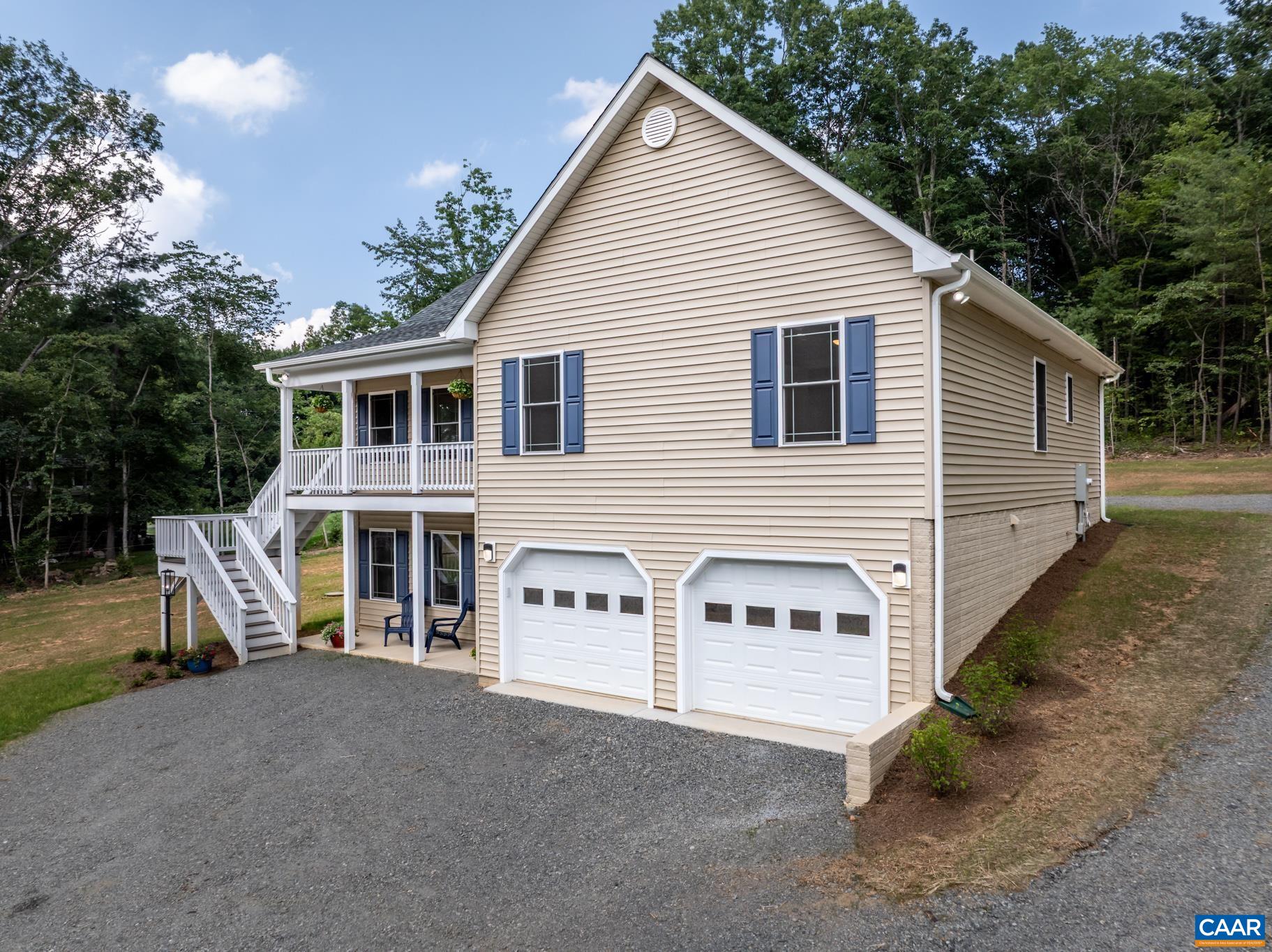 230 FOX HOLLOW RD