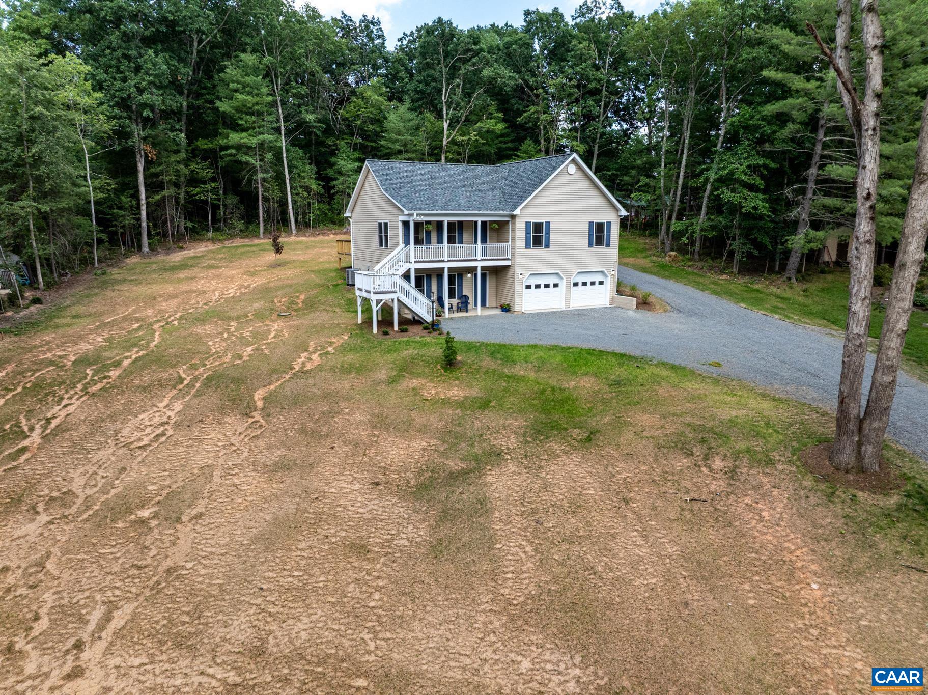 230 FOX HOLLOW RD