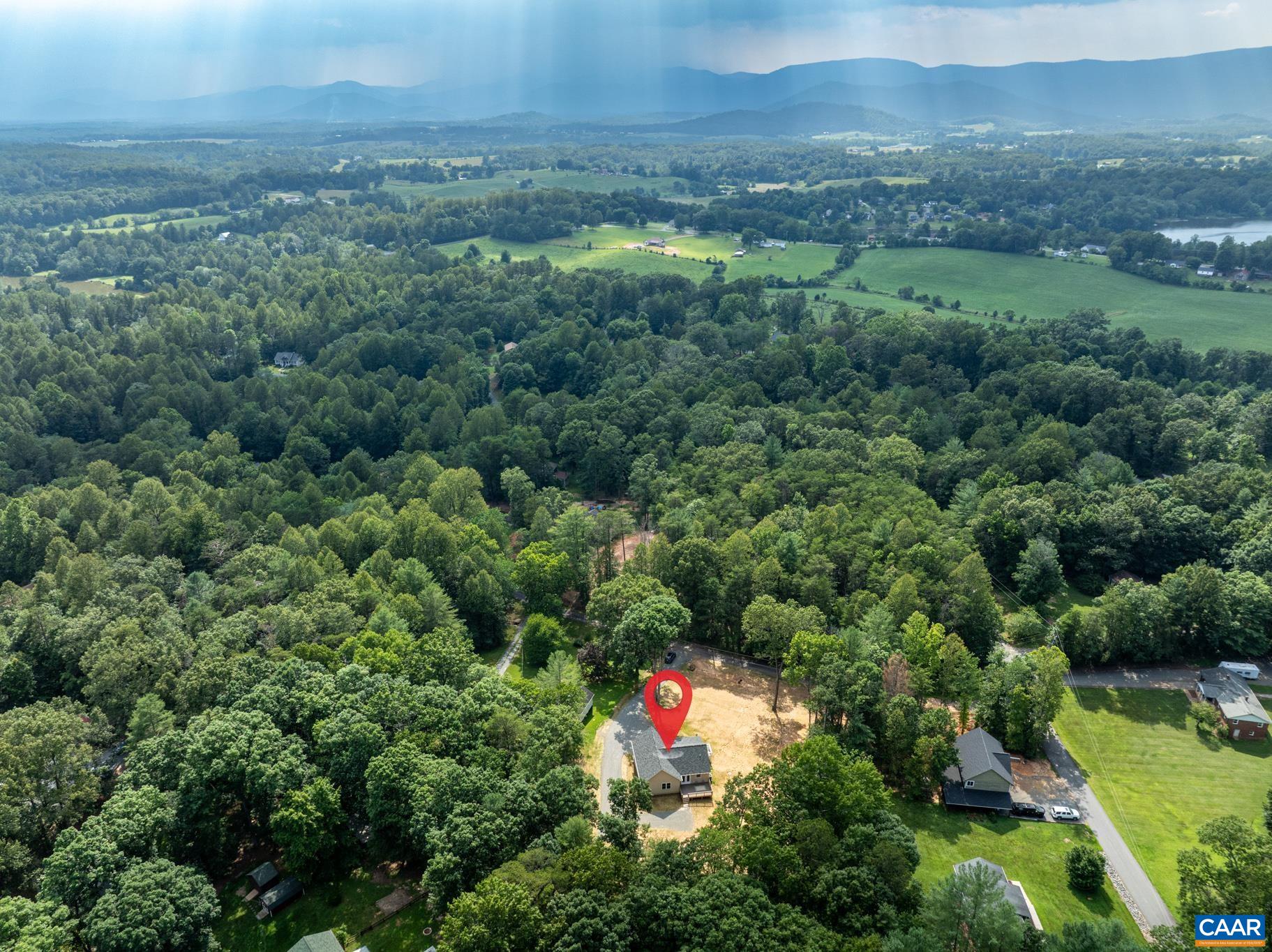 230 FOX HOLLOW RD