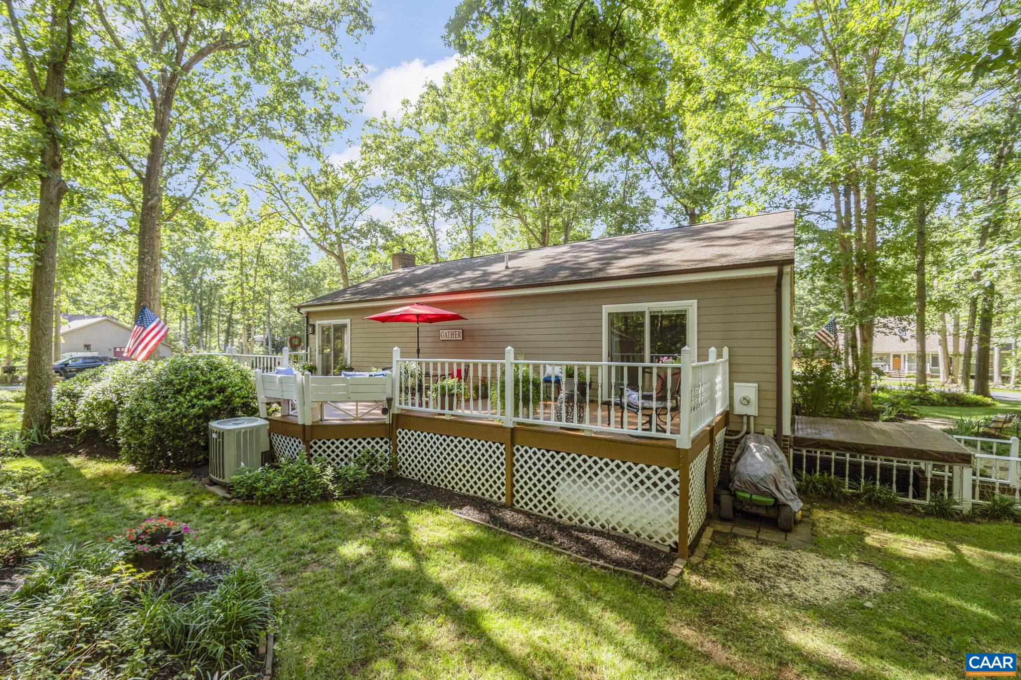 640 JEFFERSON DR
