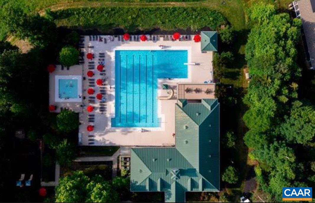 112 BAYBERRY LN