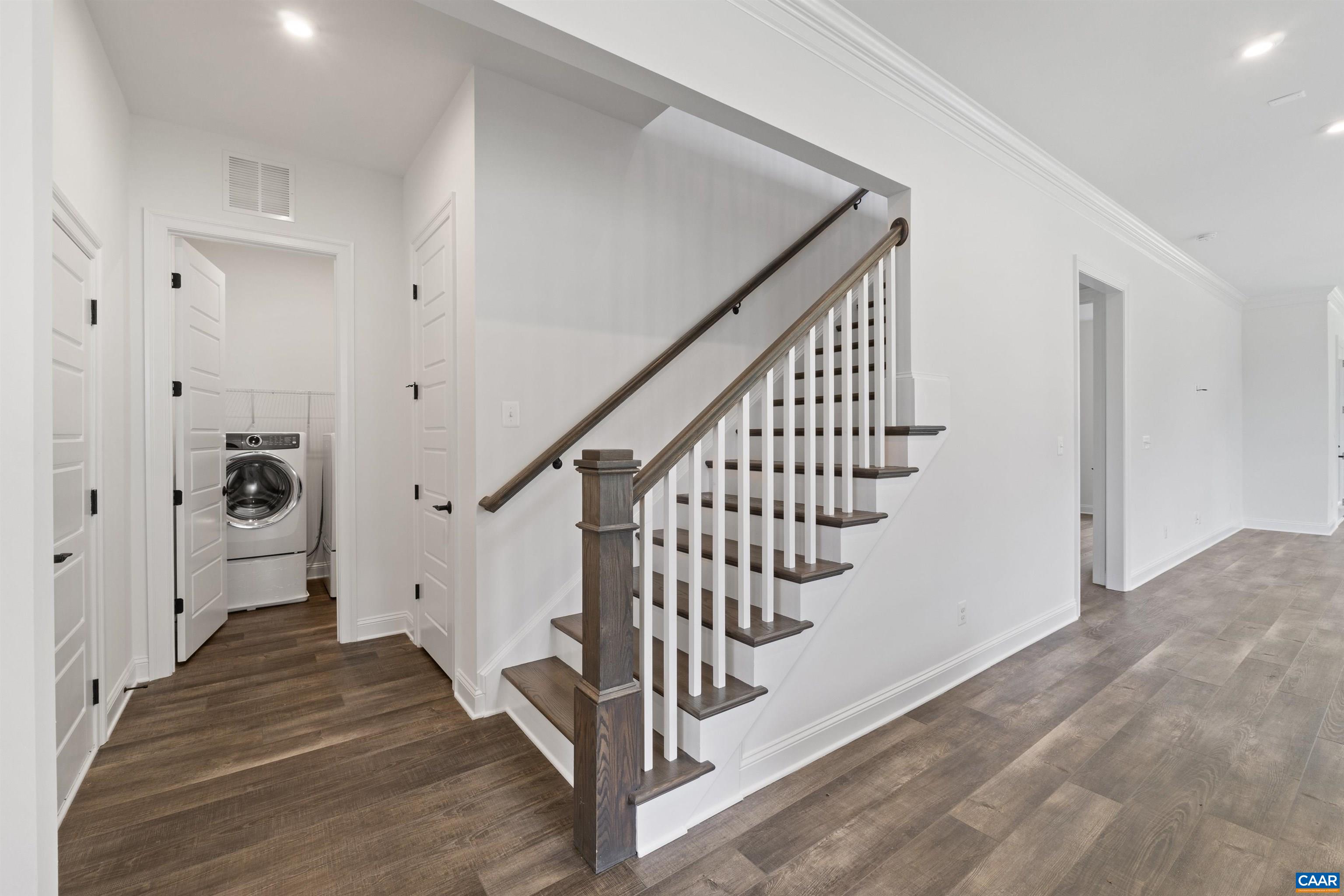 112 BAYBERRY LN