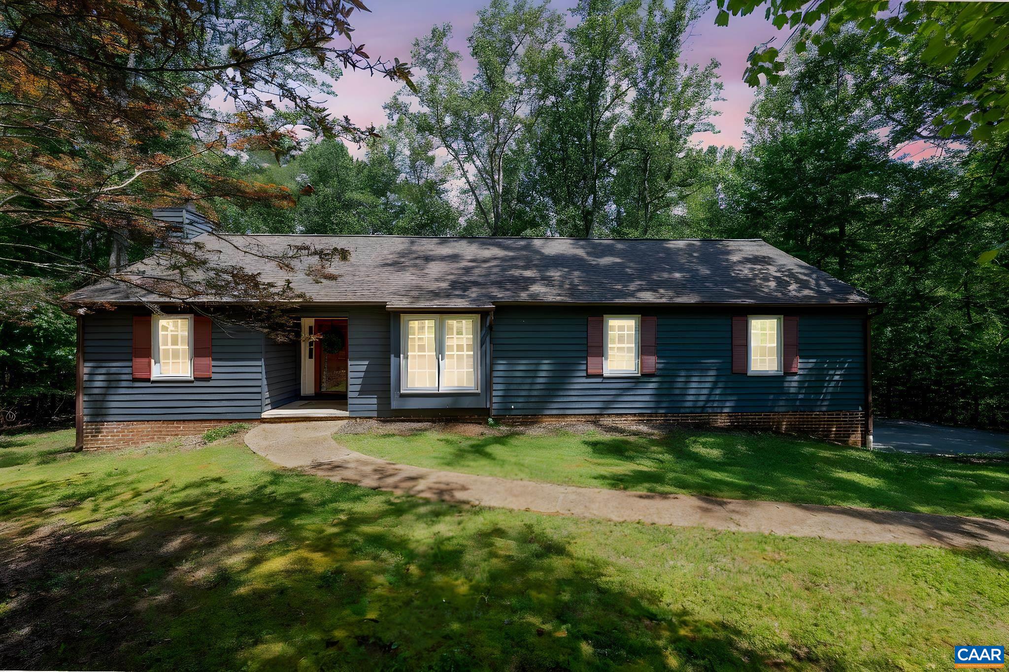 1190 FOX RIDGE DR