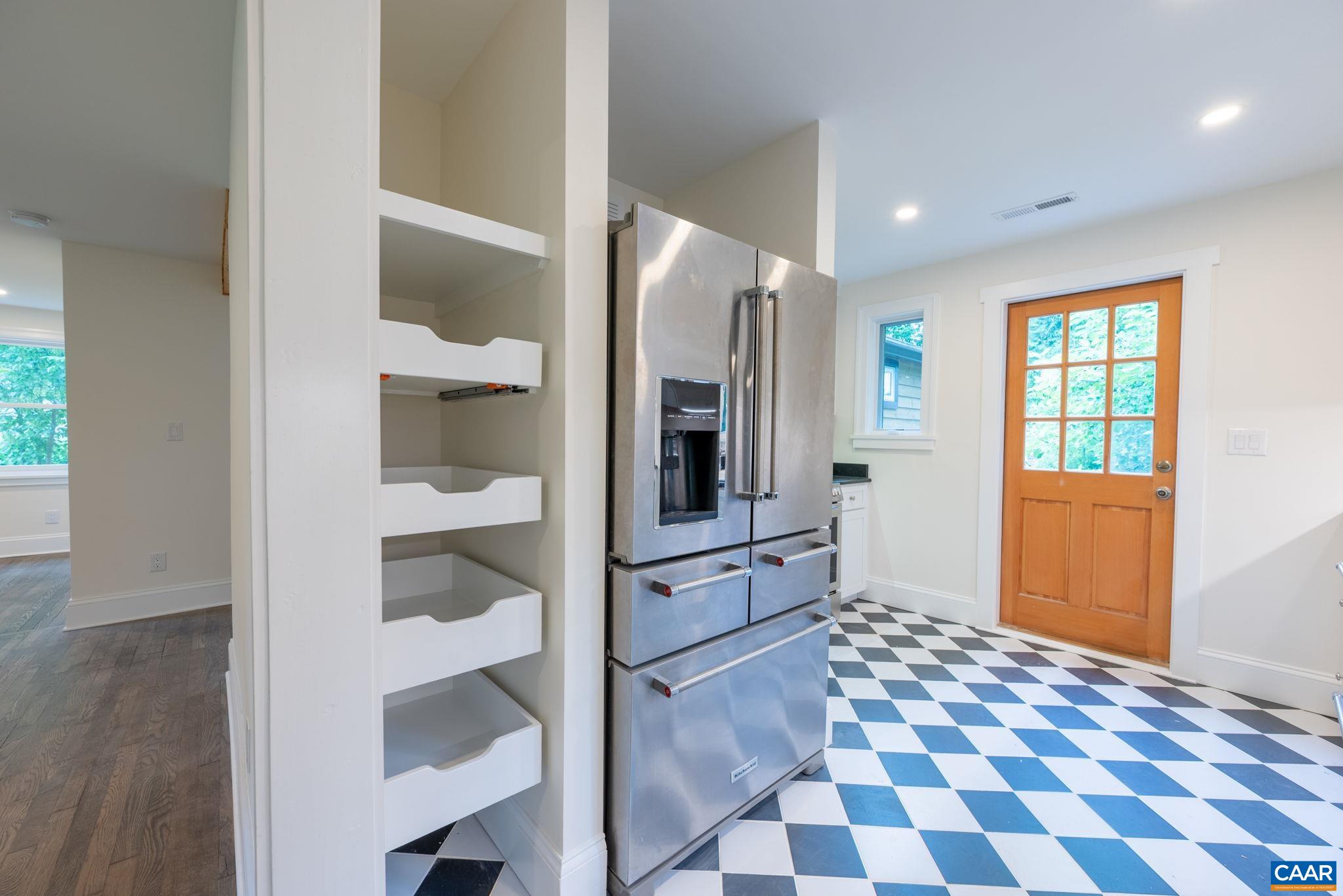306 NE 13TH ST