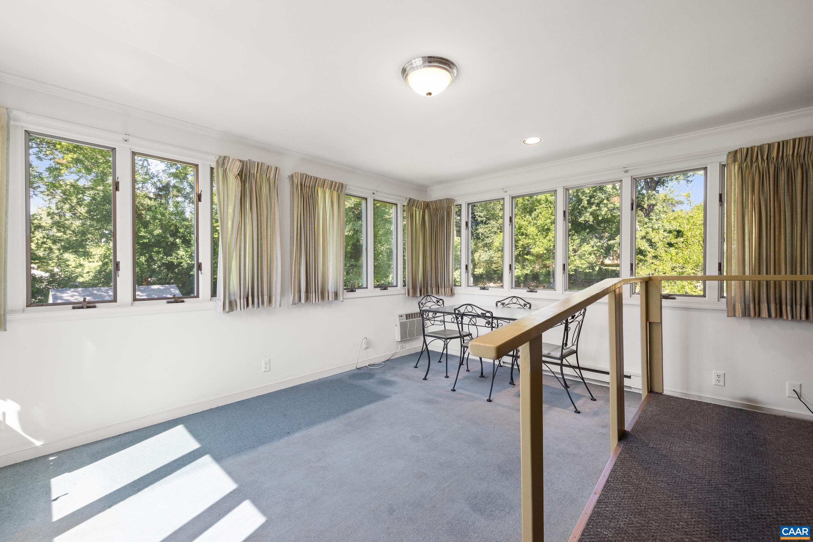 608 DAVIS AVE