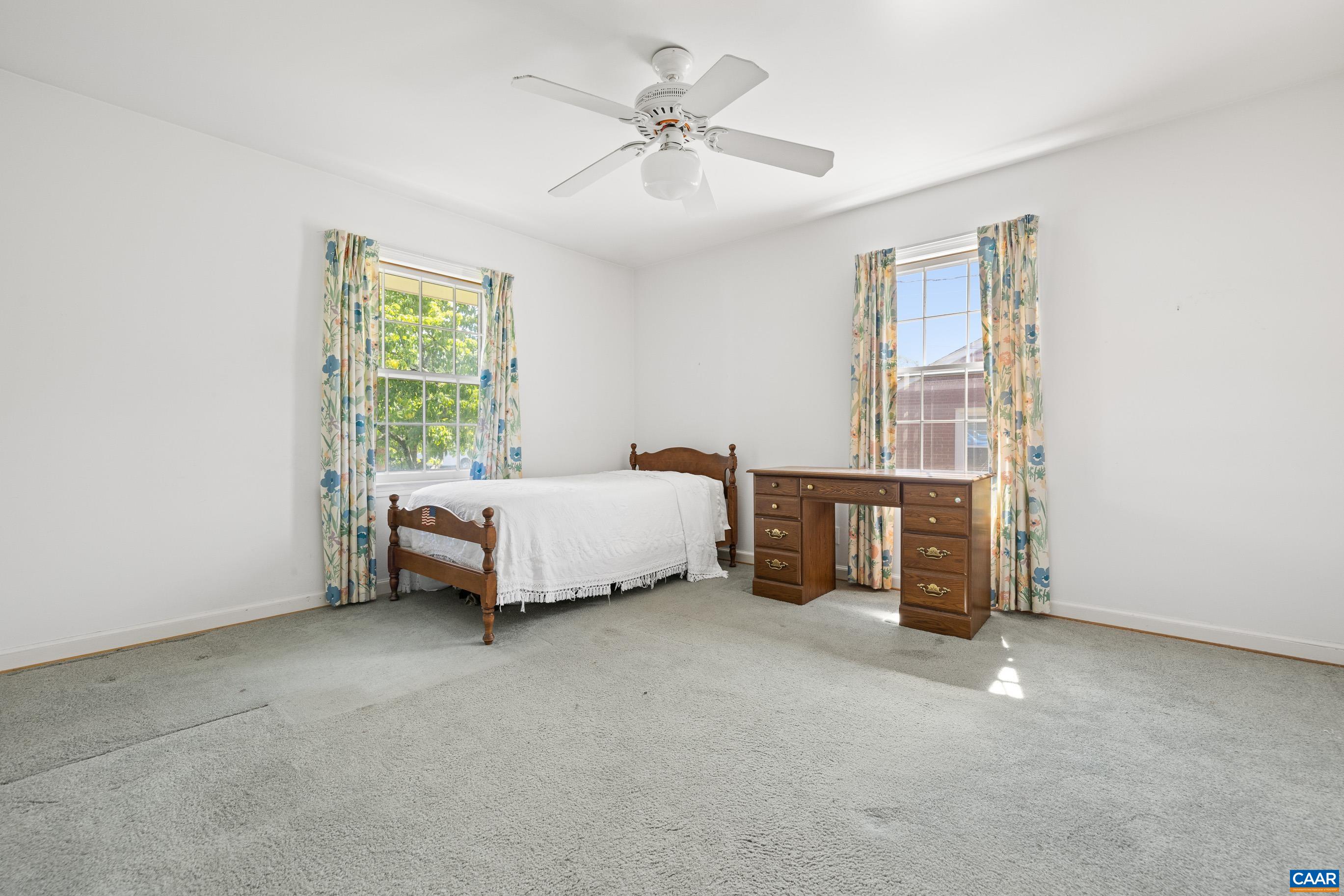 608 DAVIS AVE