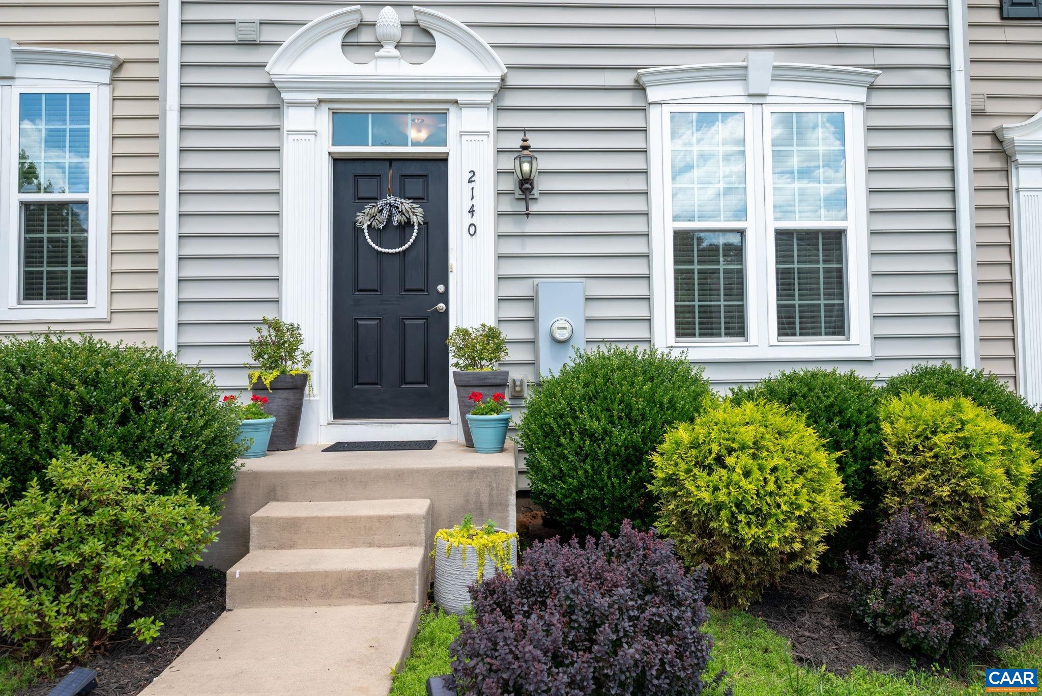 2140 ELM TREE KNOLL