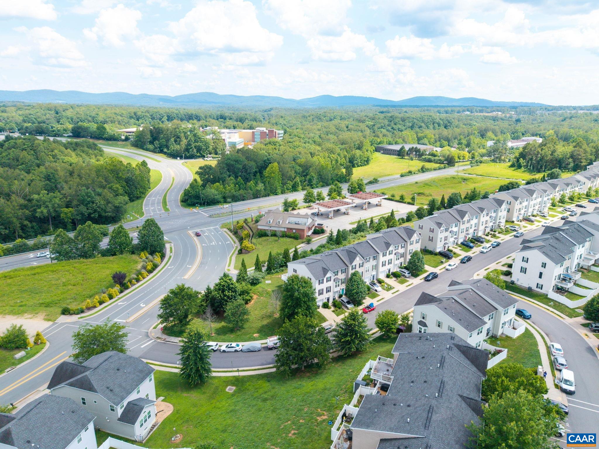 2140 ELM TREE KNOLL