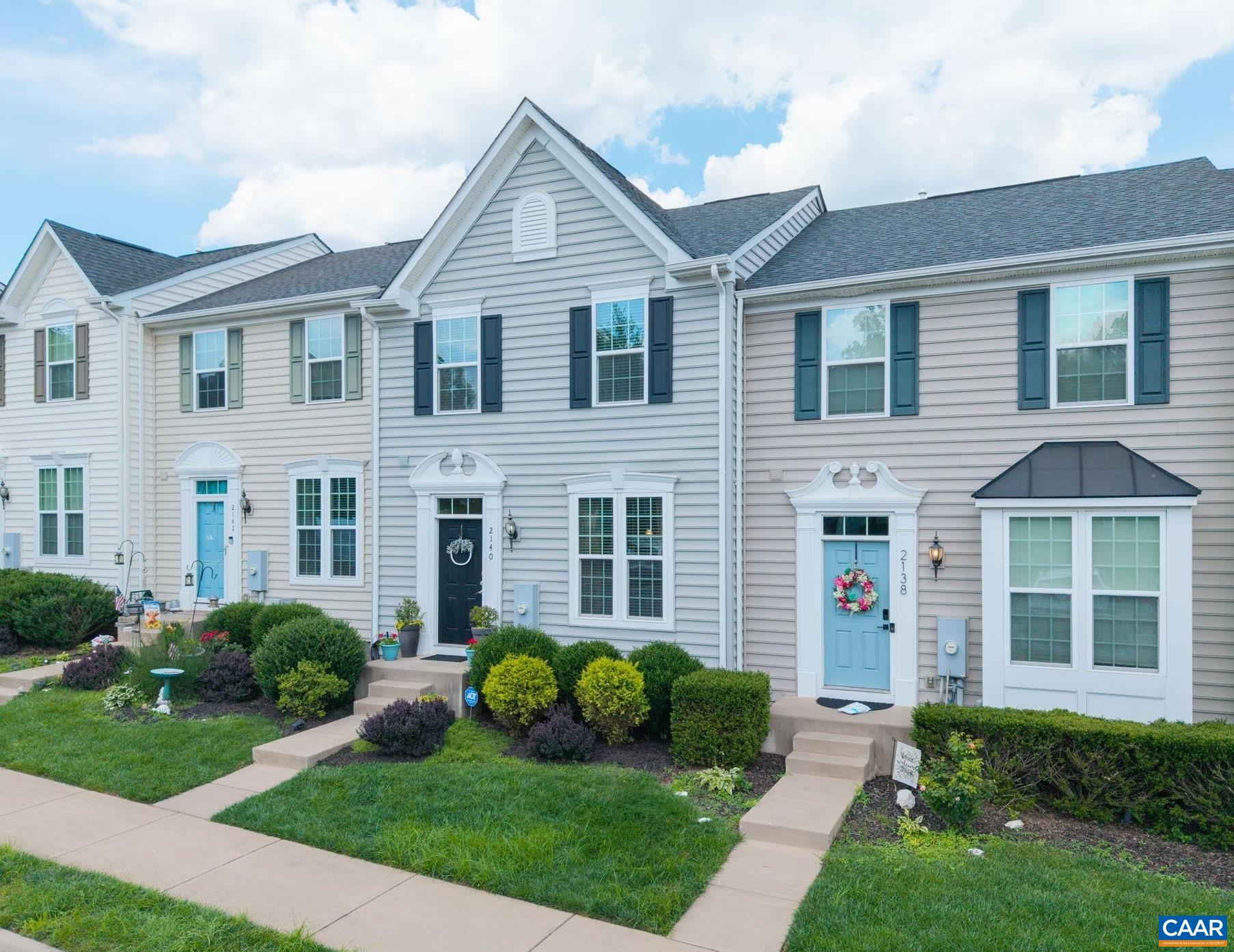 2140 ELM TREE KNOLL