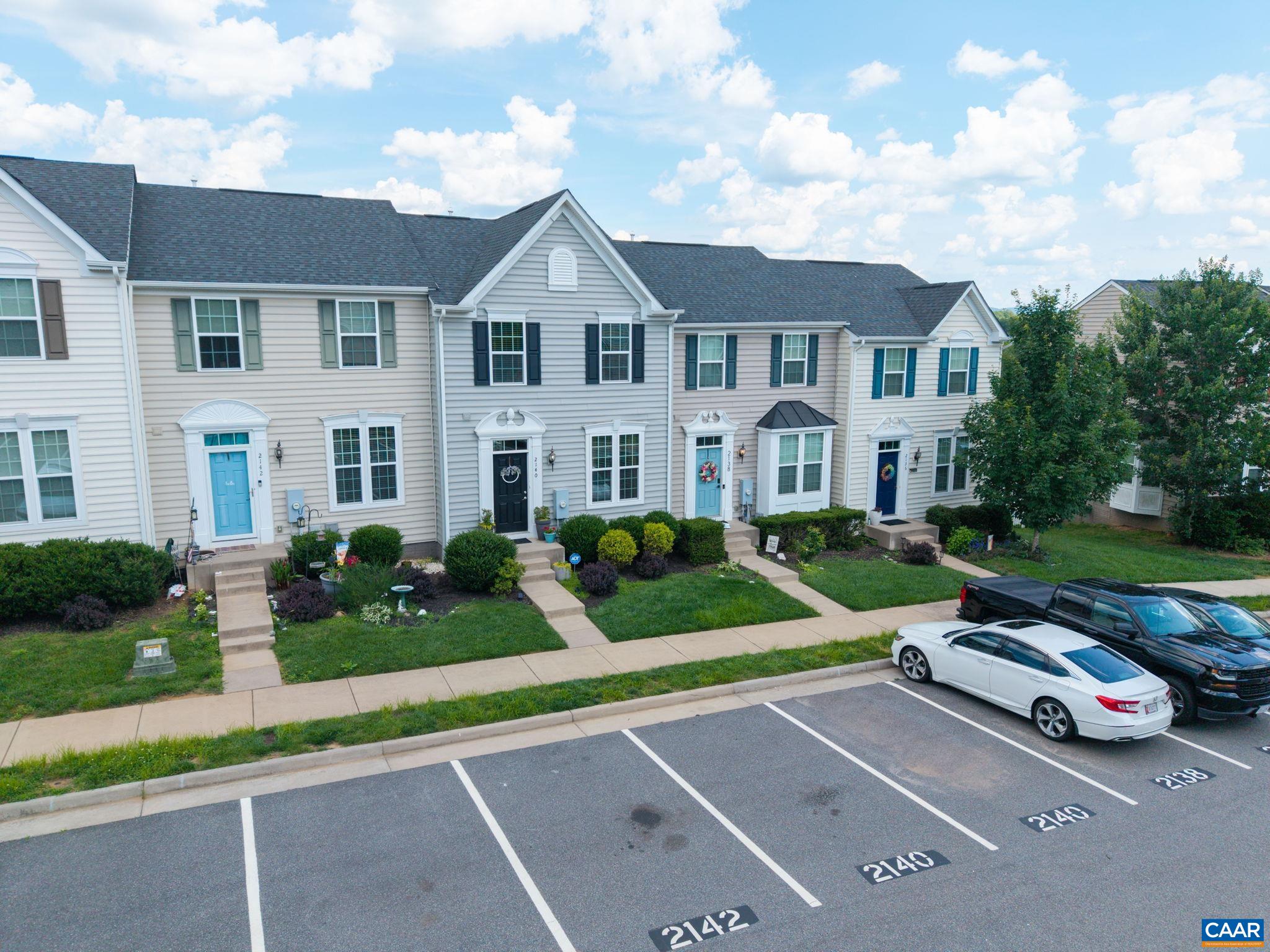 2140 ELM TREE KNOLL
