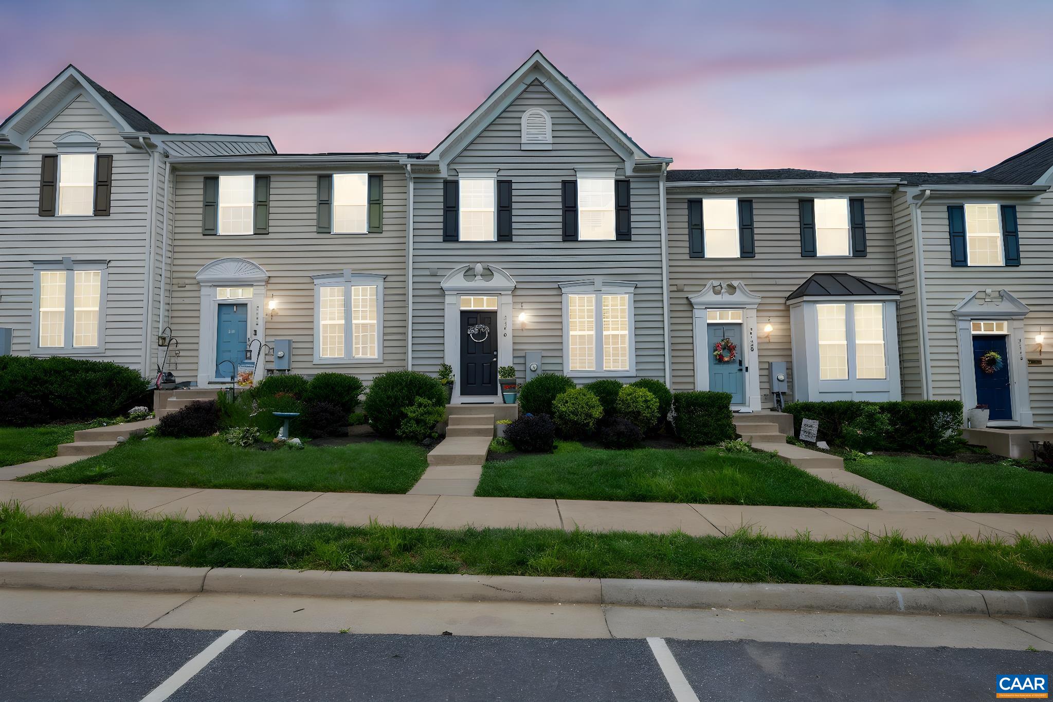 2140 ELM TREE KNOLL