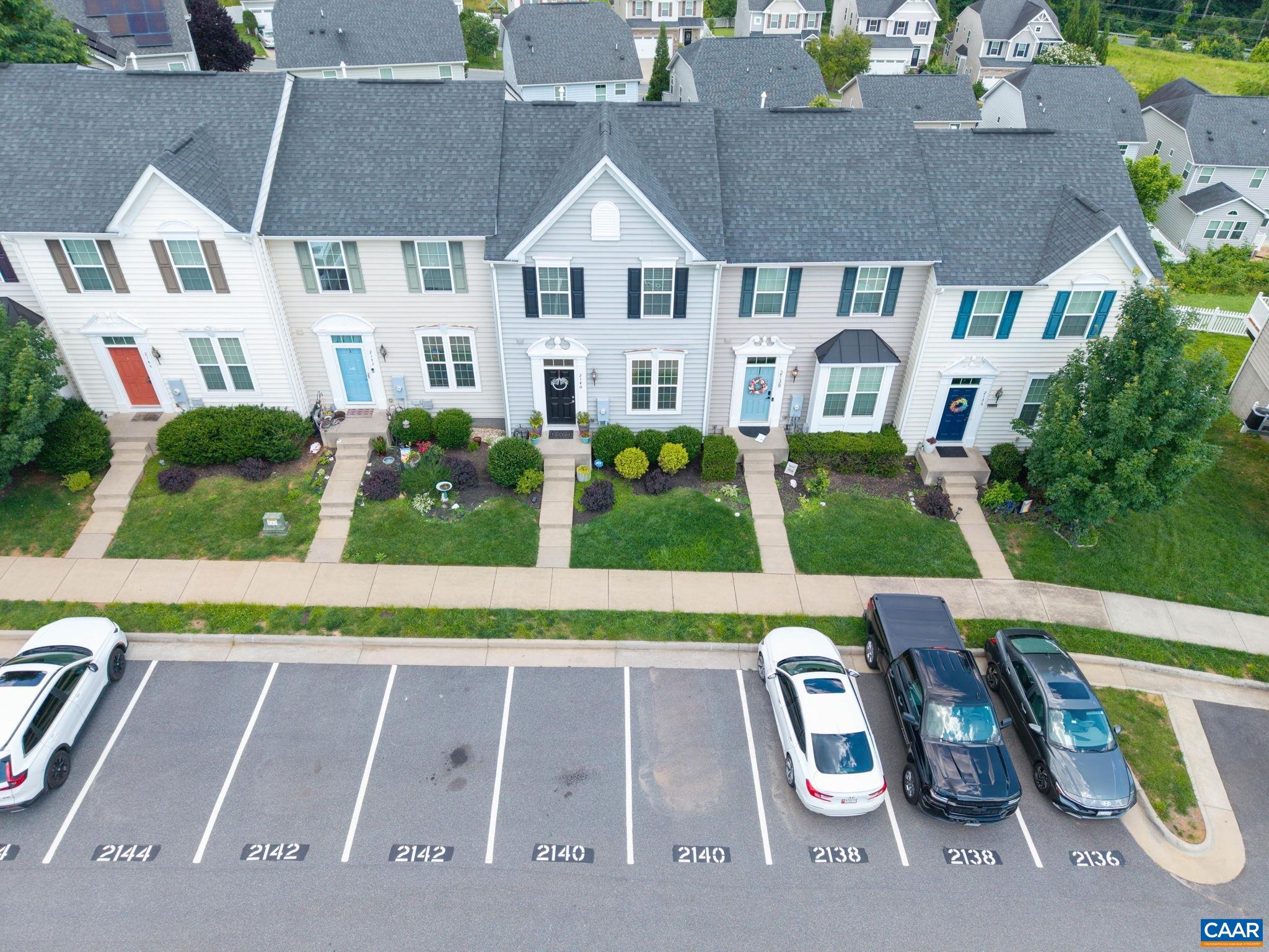 2140 ELM TREE KNOLL