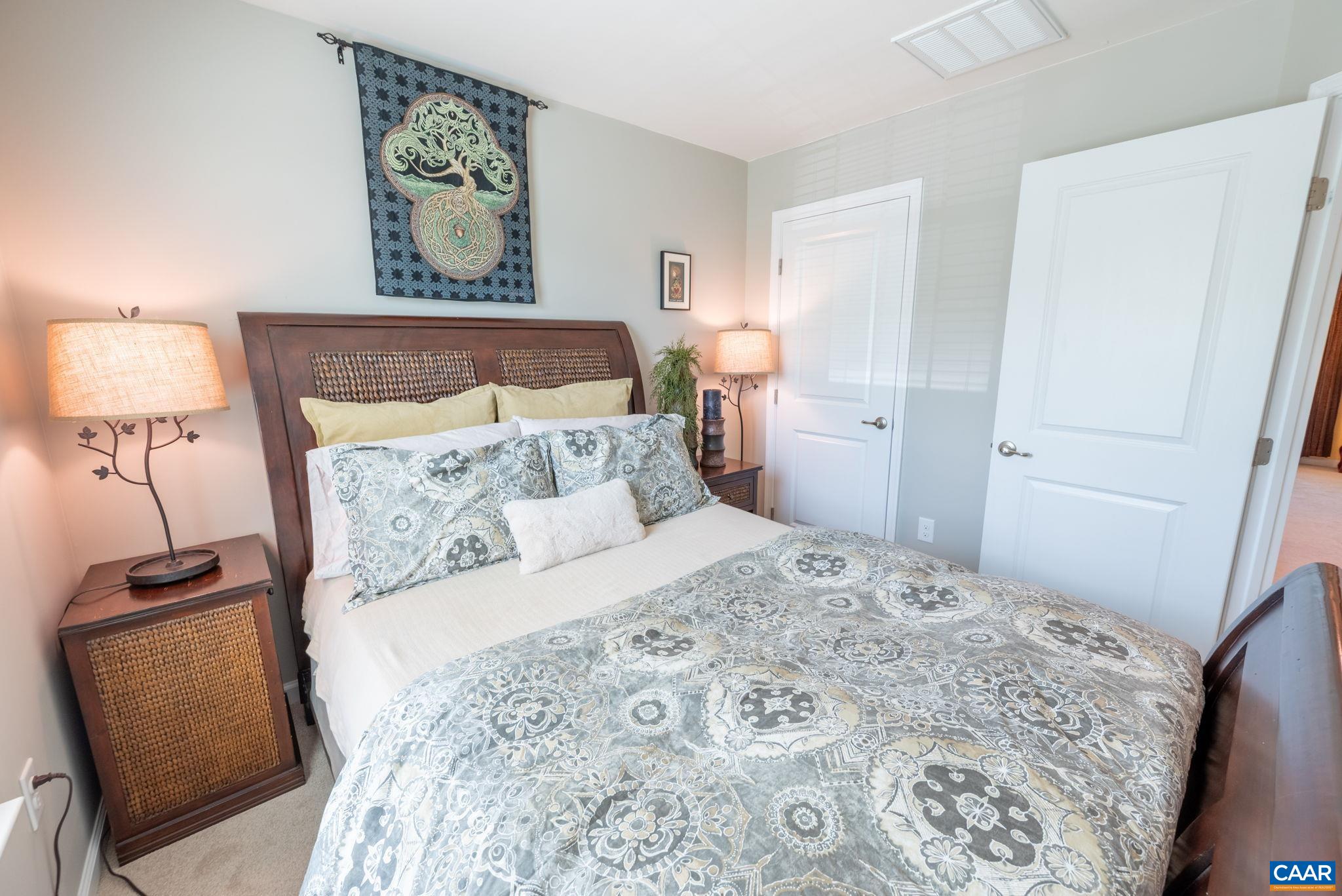 2140 ELM TREE KNOLL