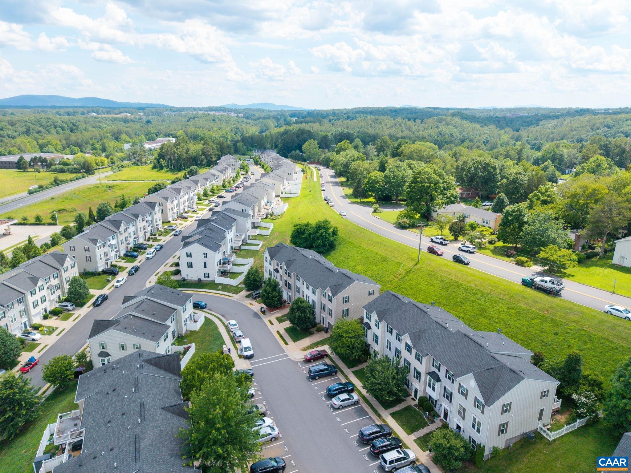 2140 ELM TREE KNOLL