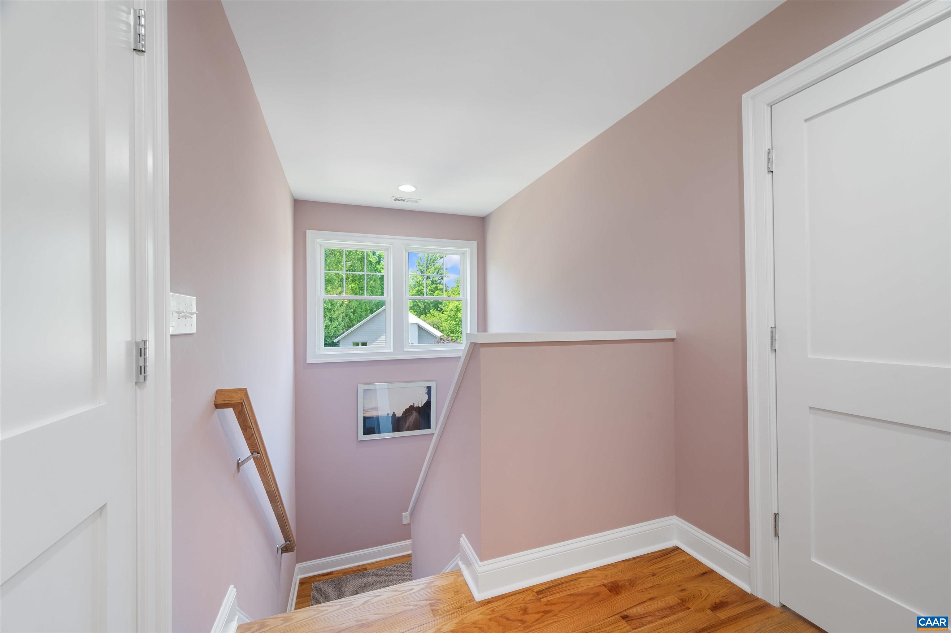 100 OAK LAWN DR
