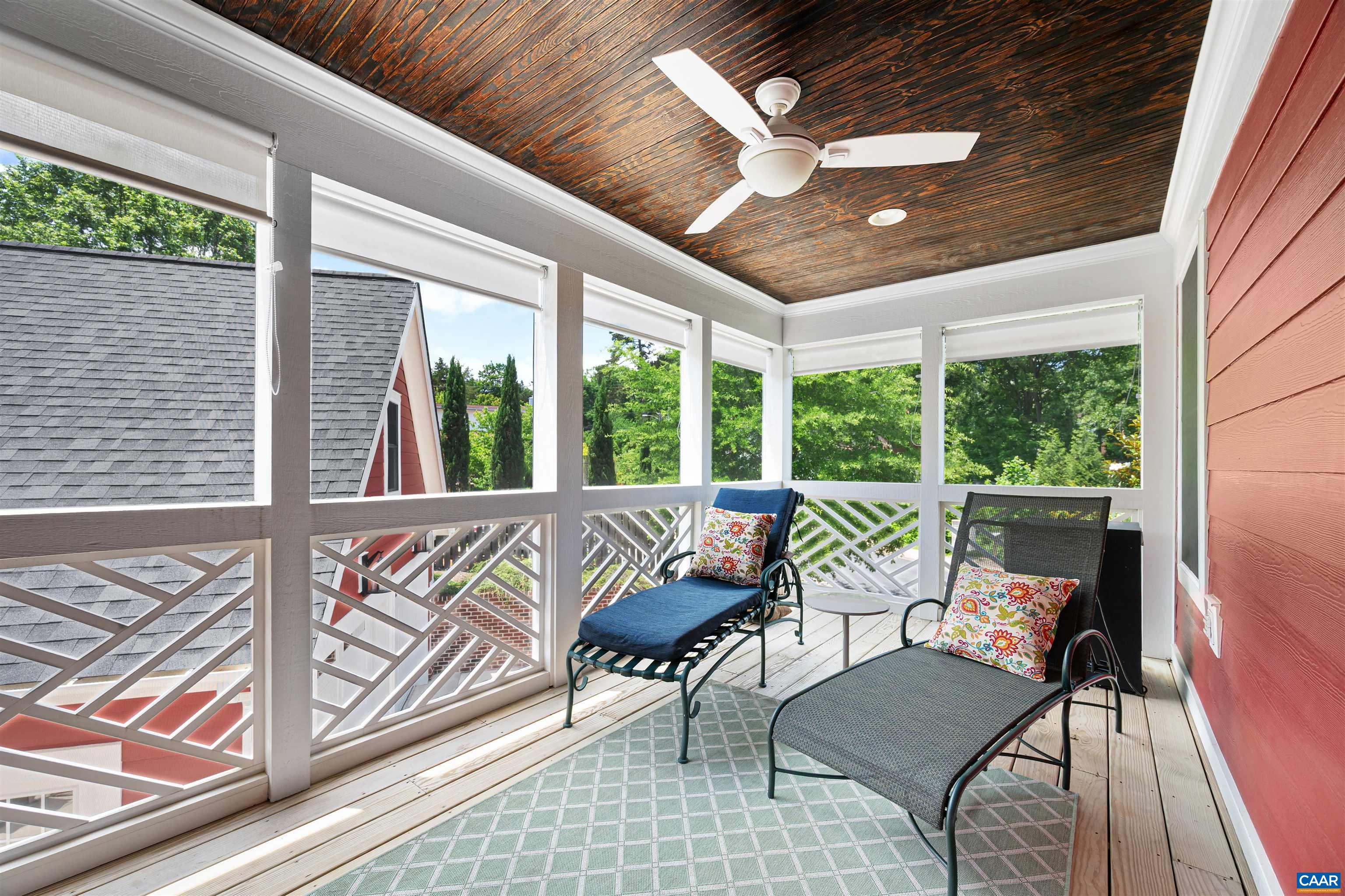 100 OAK LAWN DR
