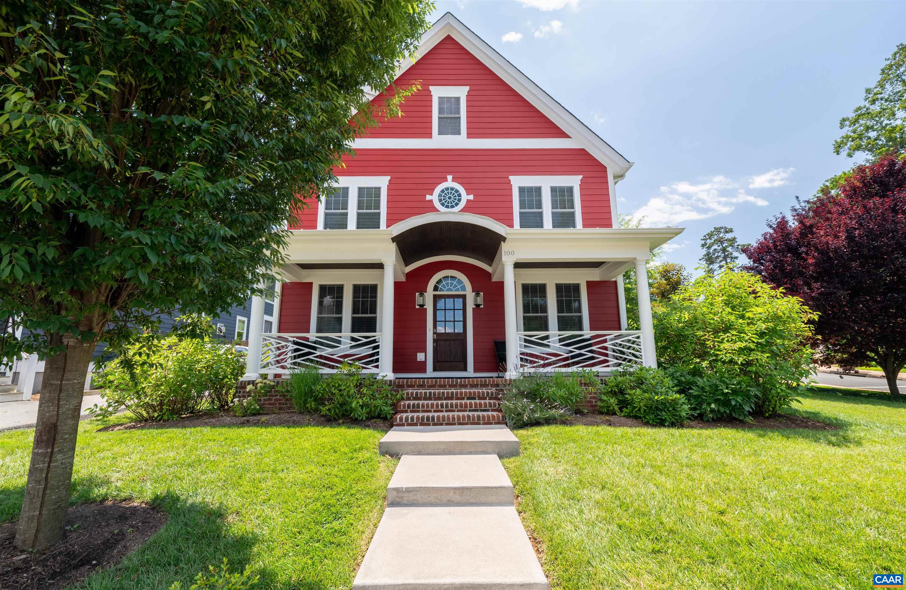 100 OAK LAWN DR