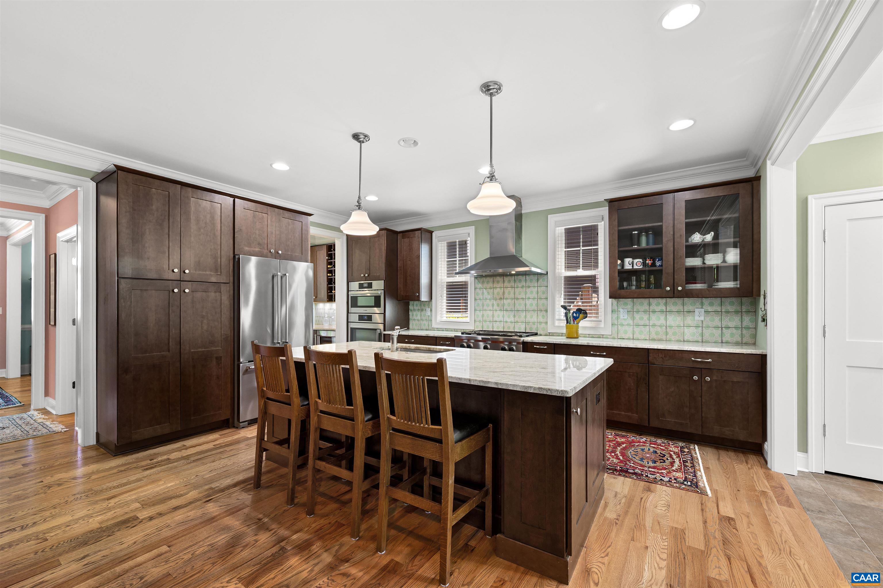 100 OAK LAWN DR