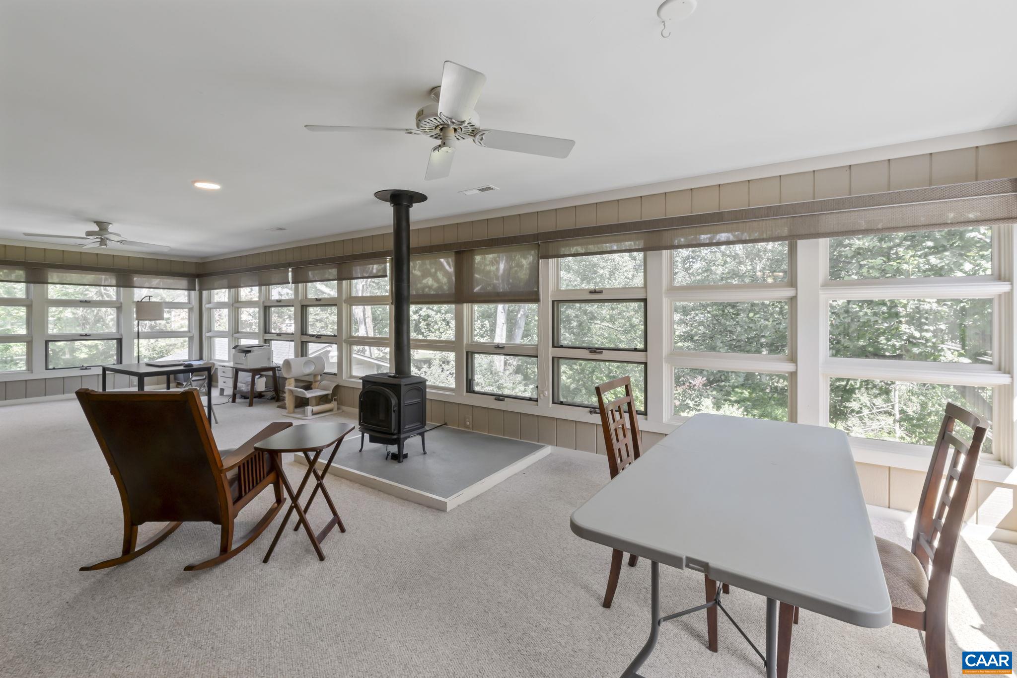 310 GLOUCESTER RD