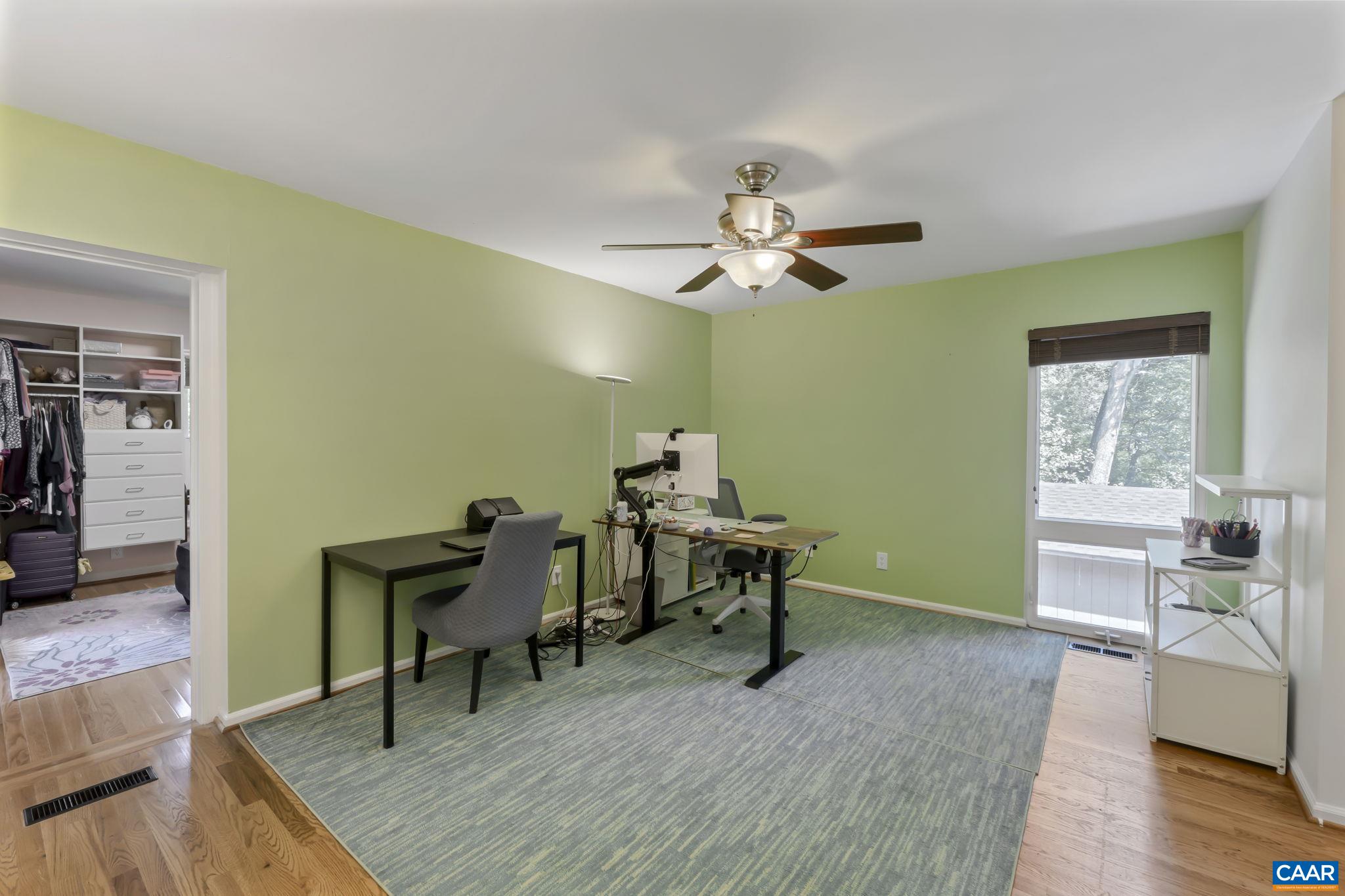 310 GLOUCESTER RD