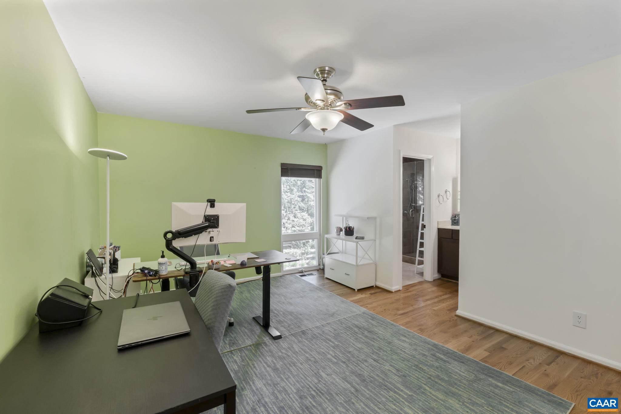 310 GLOUCESTER RD
