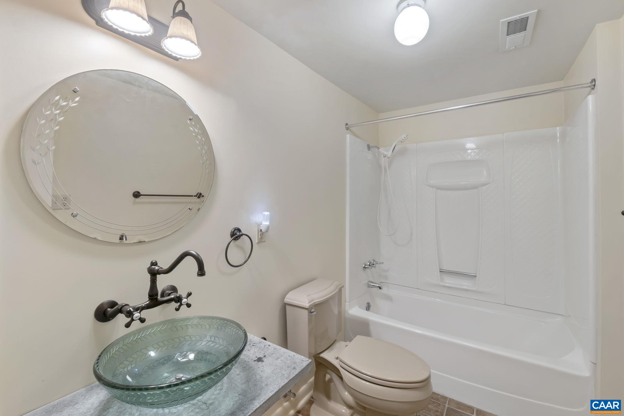 310 GLOUCESTER RD