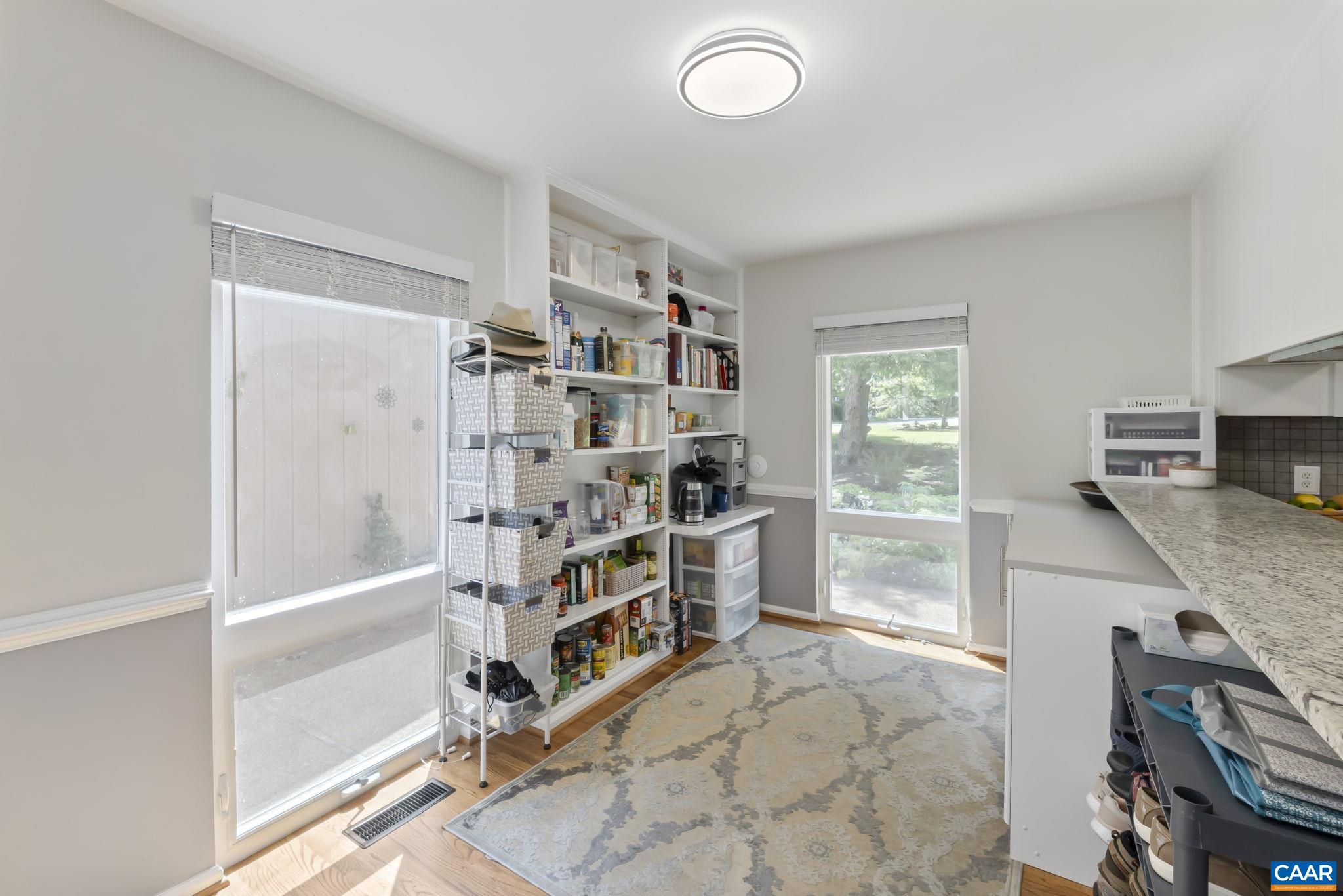 310 GLOUCESTER RD