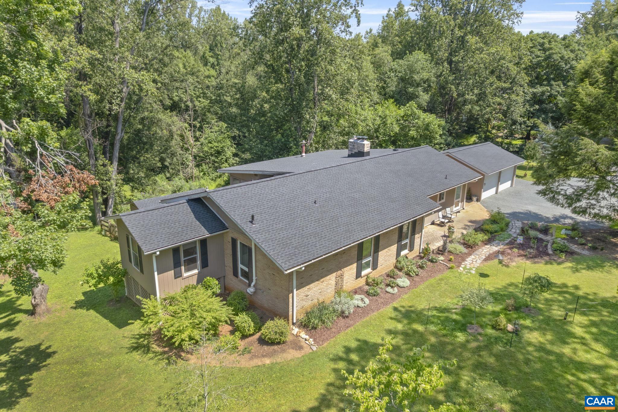 310 GLOUCESTER RD