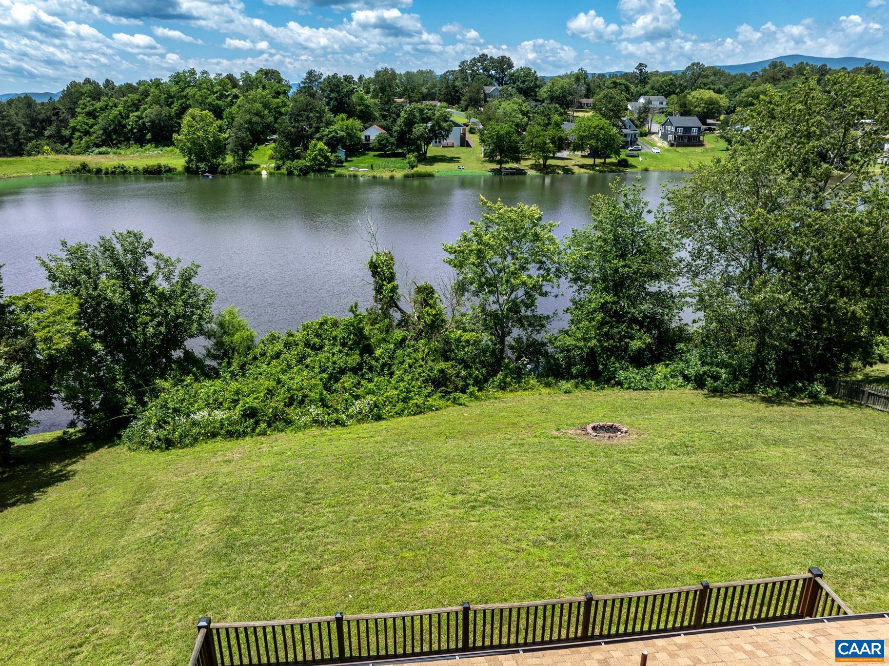 159 PINE BLUFF RD