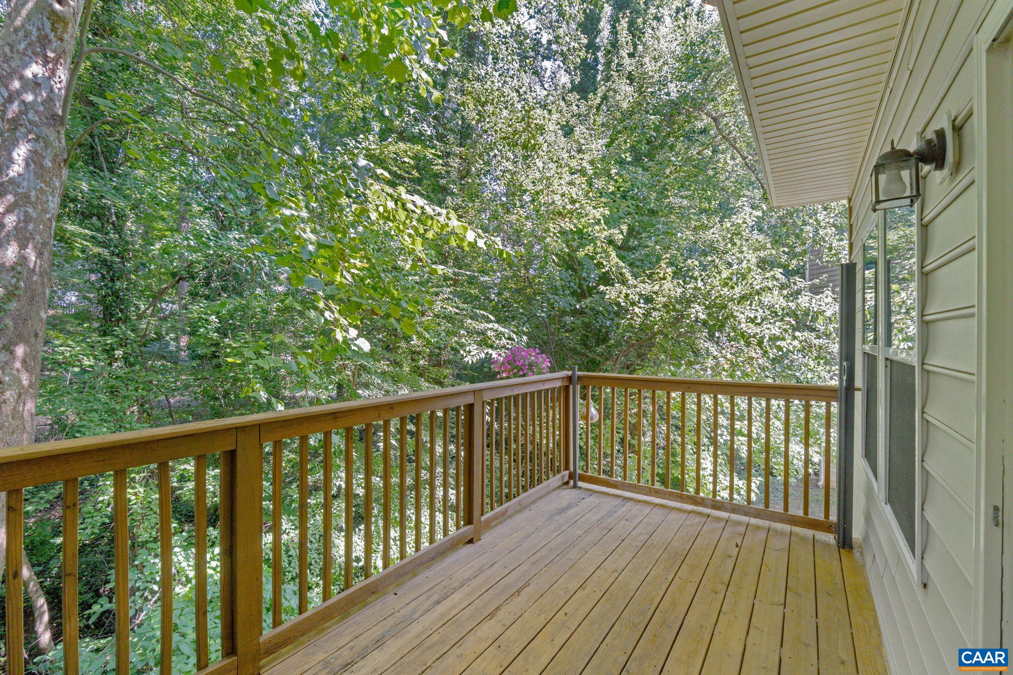834 ROCK CREEK RD