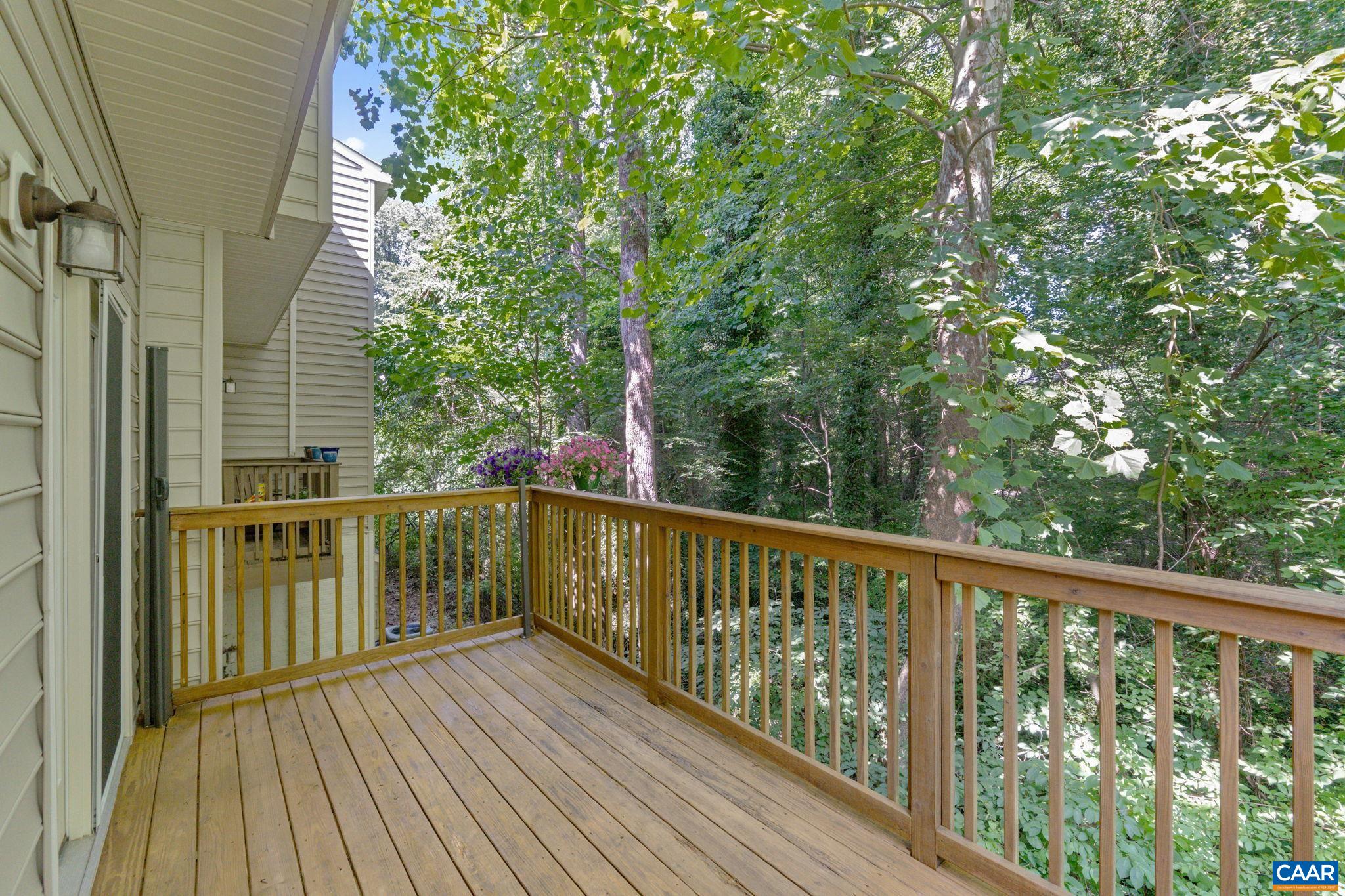 834 ROCK CREEK RD