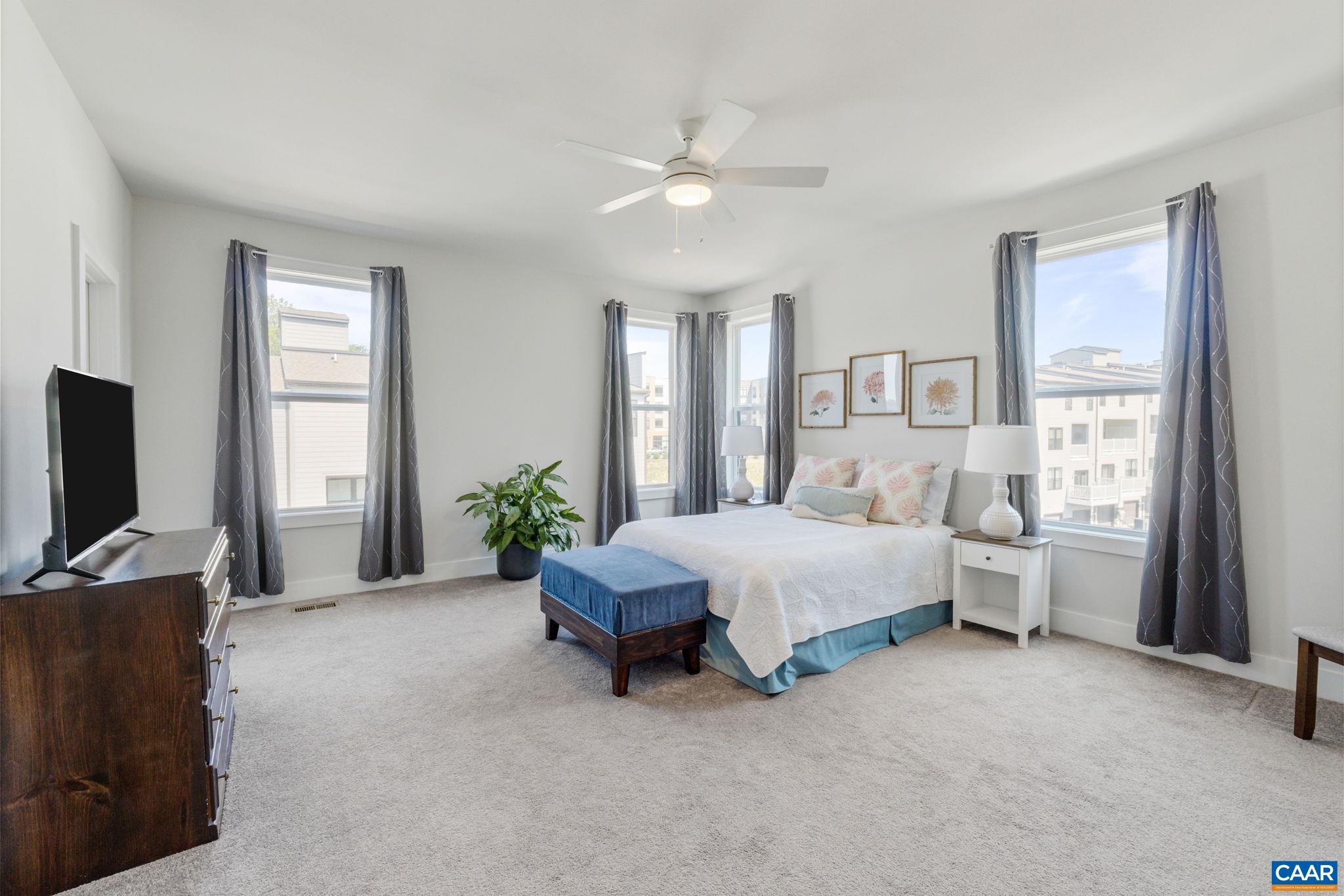 802 WESLEY LN Unit: B