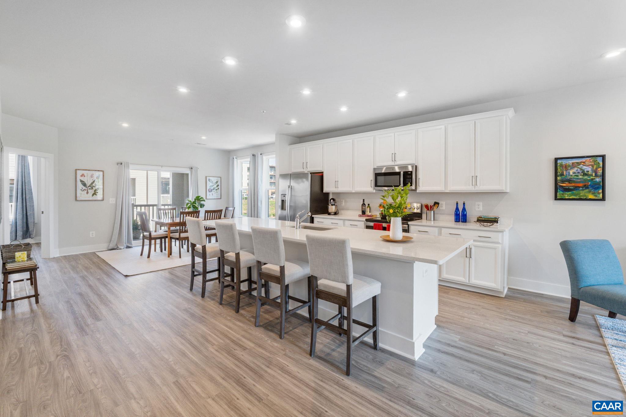 802 WESLEY LN Unit: B