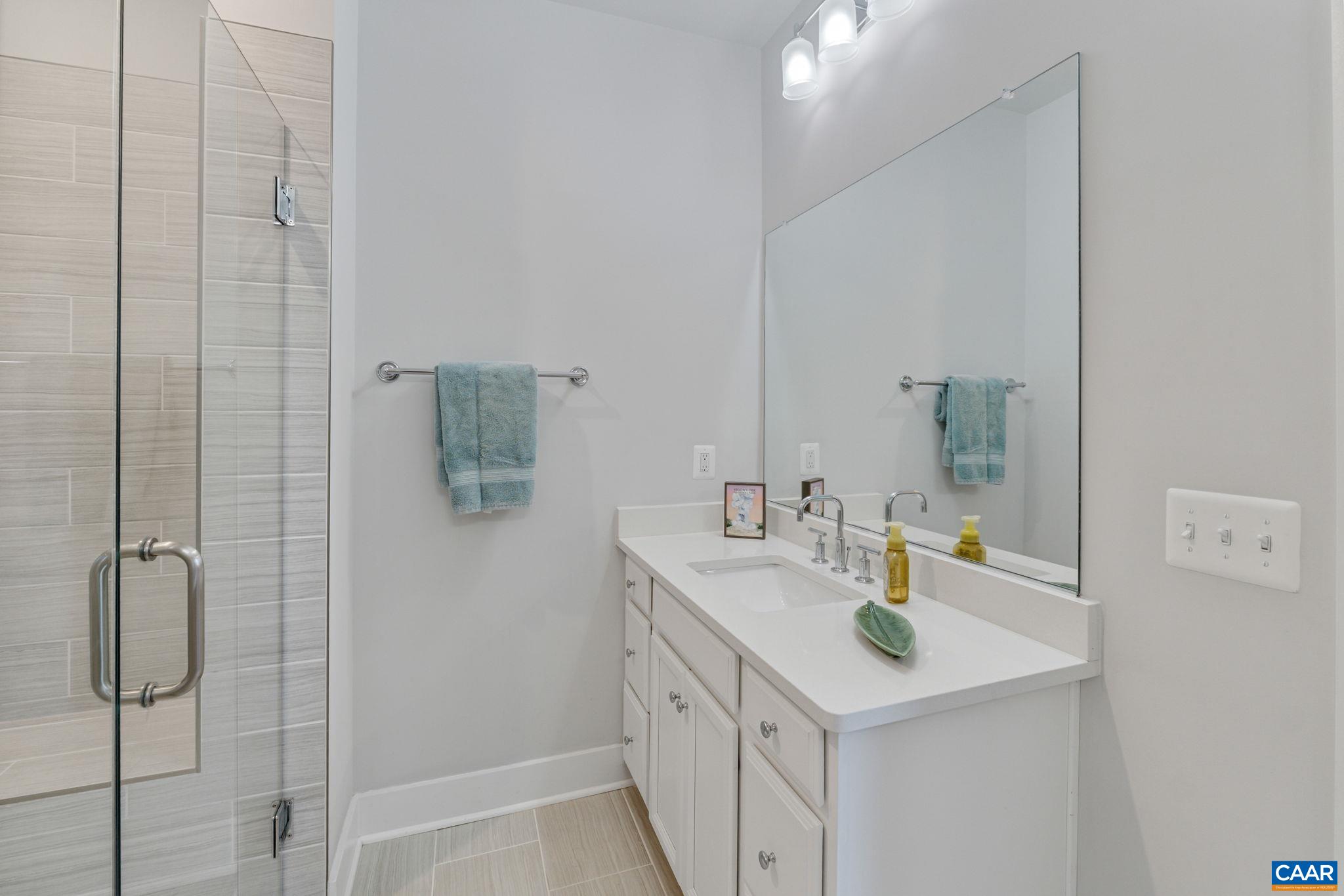 802 WESLEY LN Unit: B