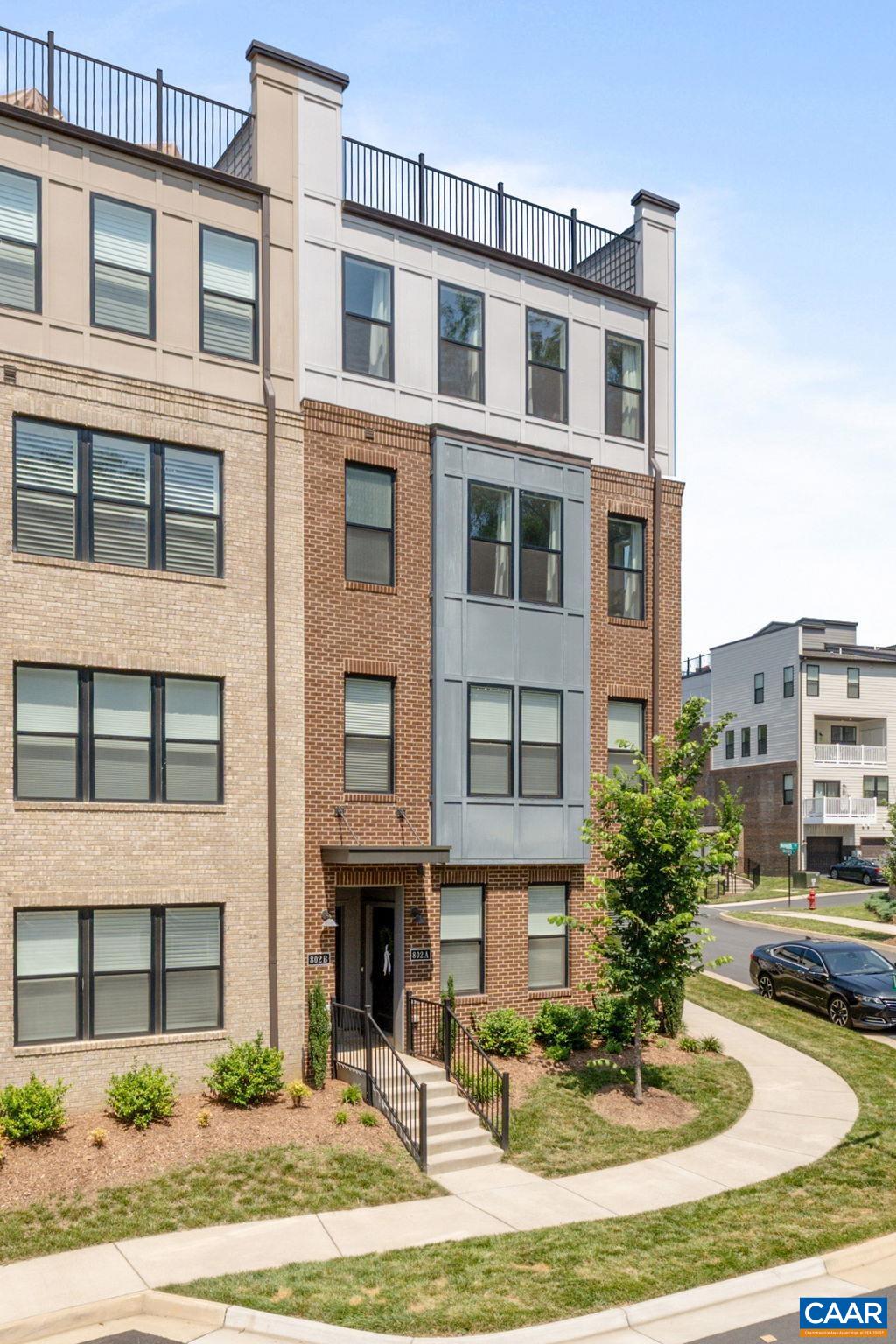 802 WESLEY LN Unit: B